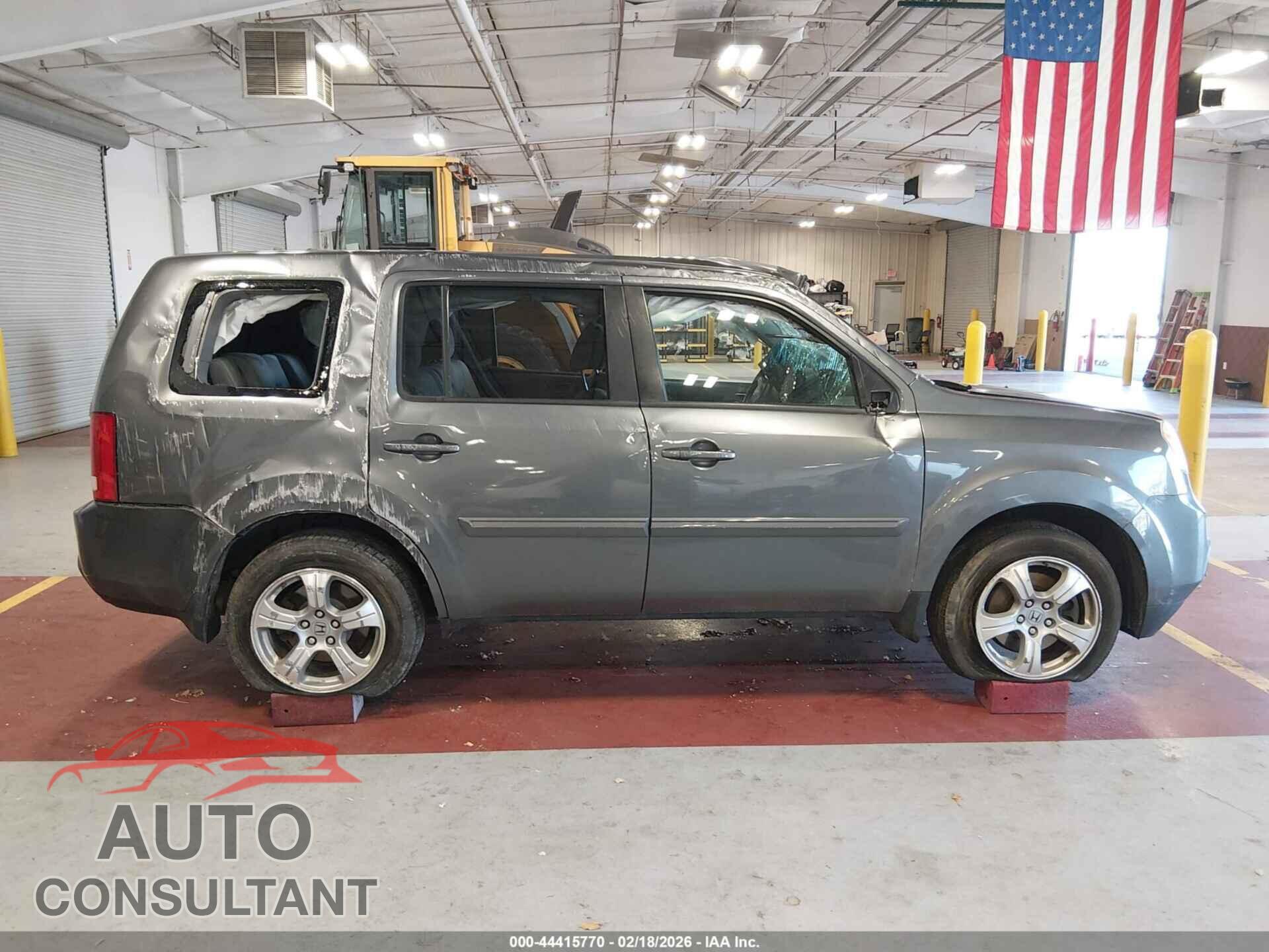 HONDA PILOT 2013 - 5FNYF4H4XDB048175