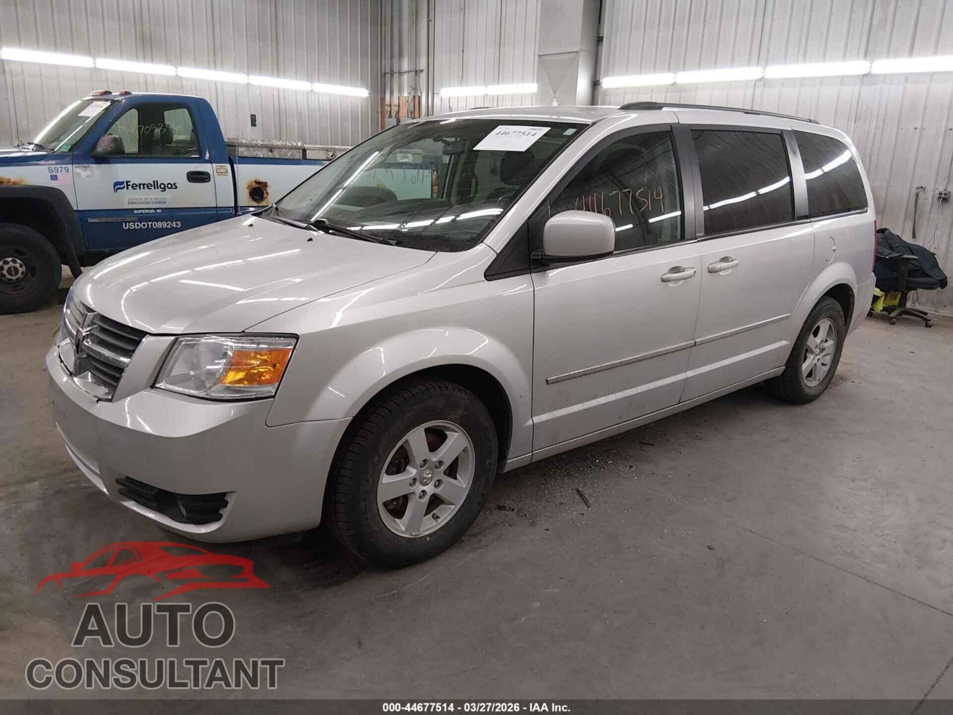 DODGE GRAND CARAVAN 2010 - 2D4RN5D18AR458811
