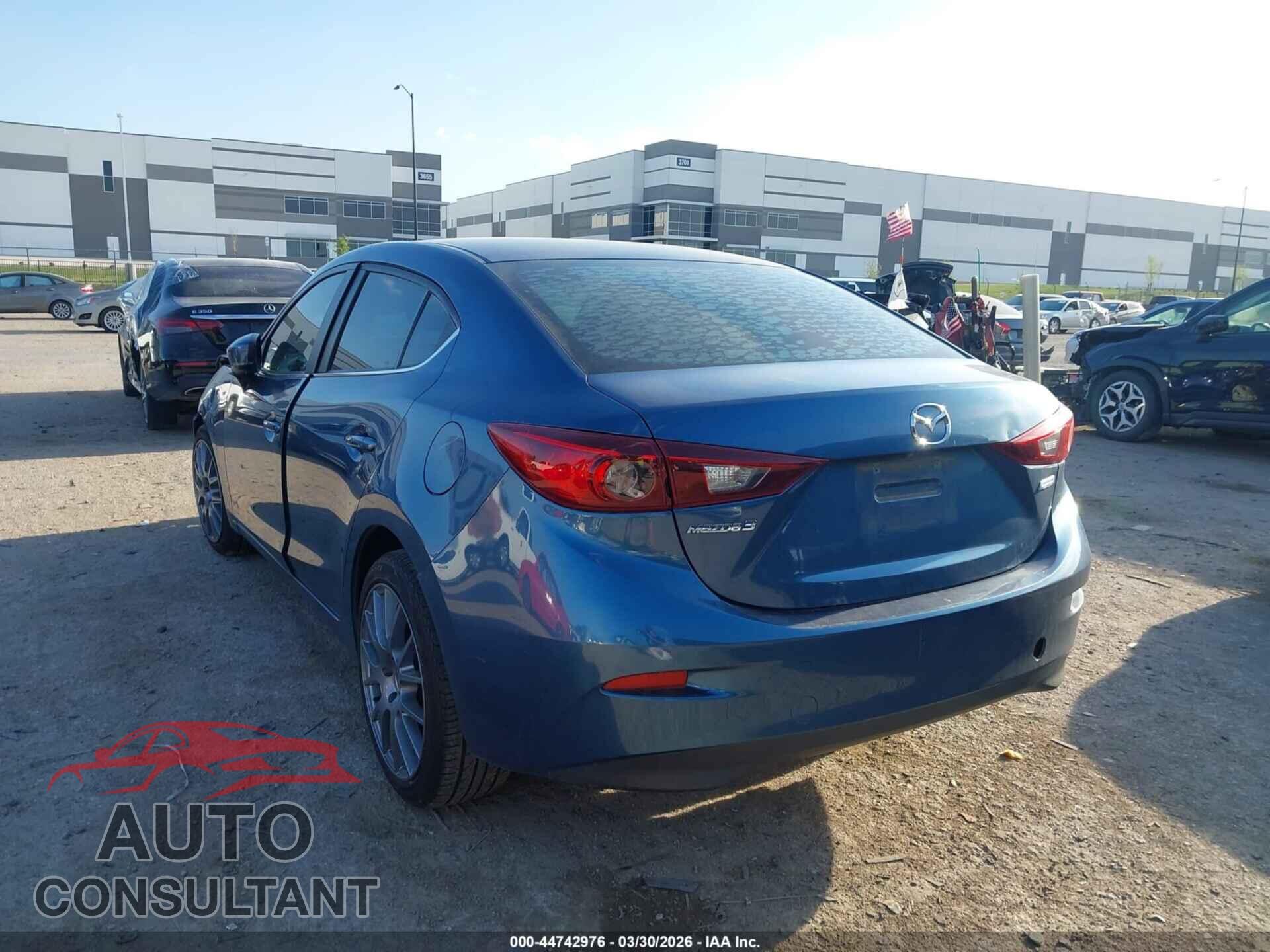 MAZDA MAZDA3 2017 - 3MZBN1V75HM145398