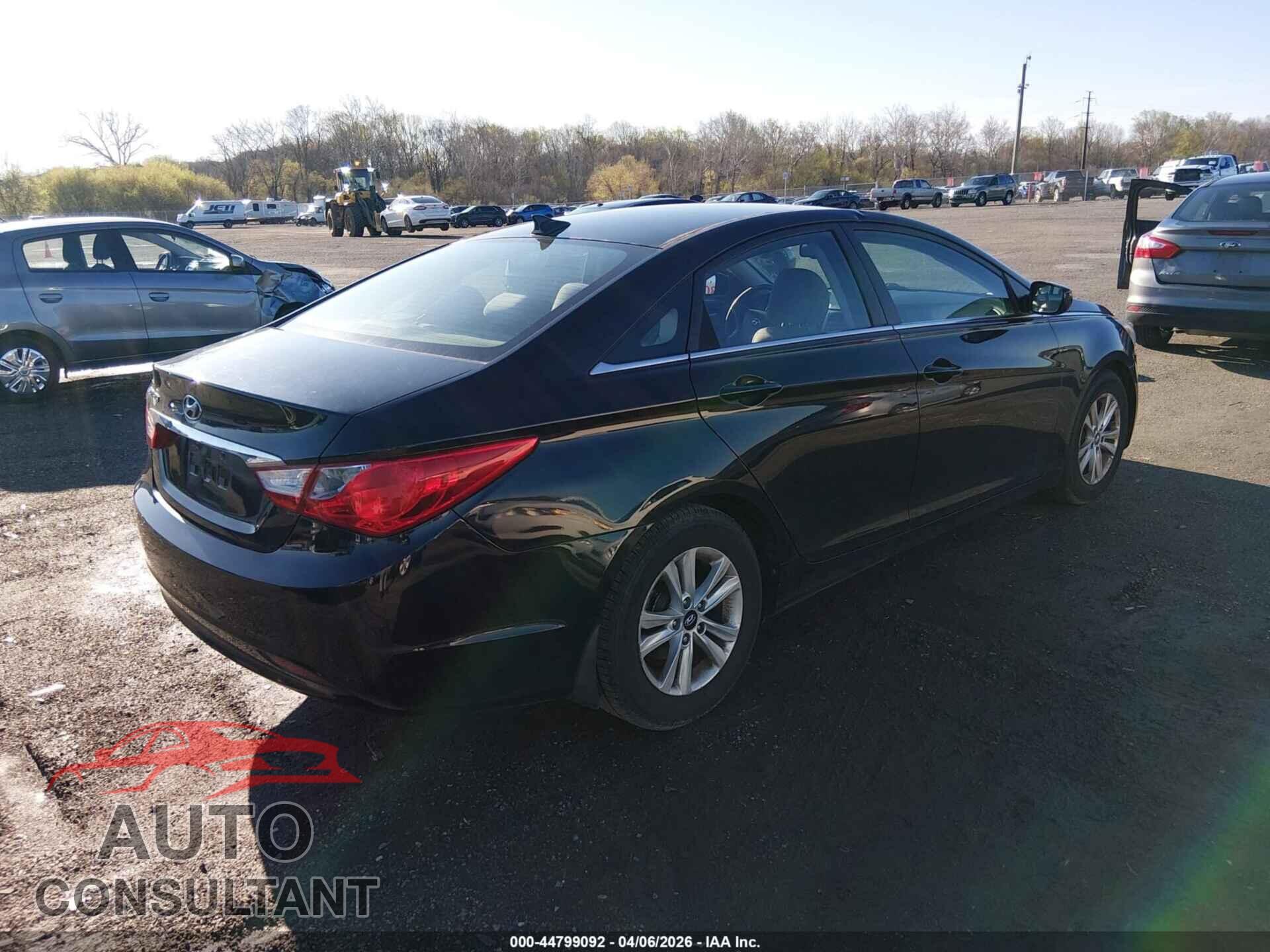 HYUNDAI SONATA 2012 - 5NPEB4AC1CH472232