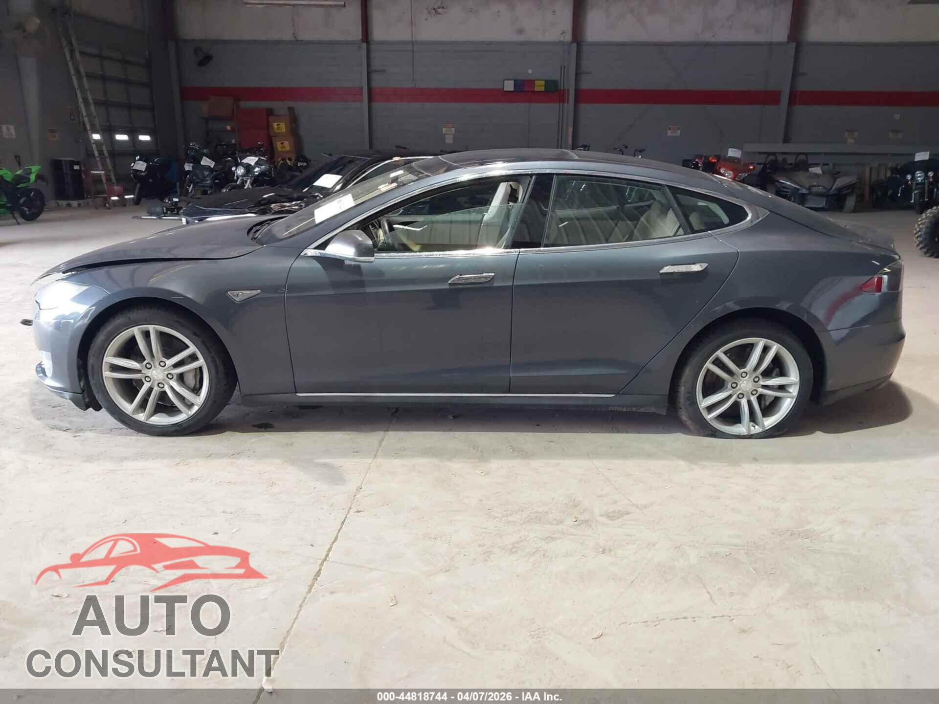 TESLA MODEL S 2014 - 5YJSA1S19EFP47915