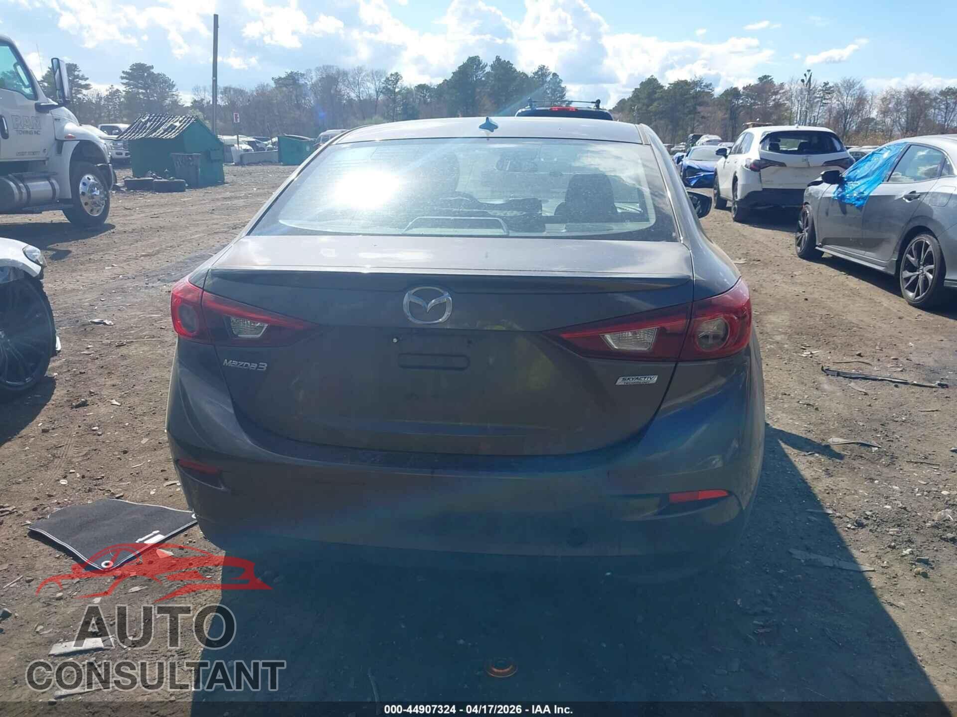 MAZDA MAZDA3 2014 - JM1BM1V33E1135500