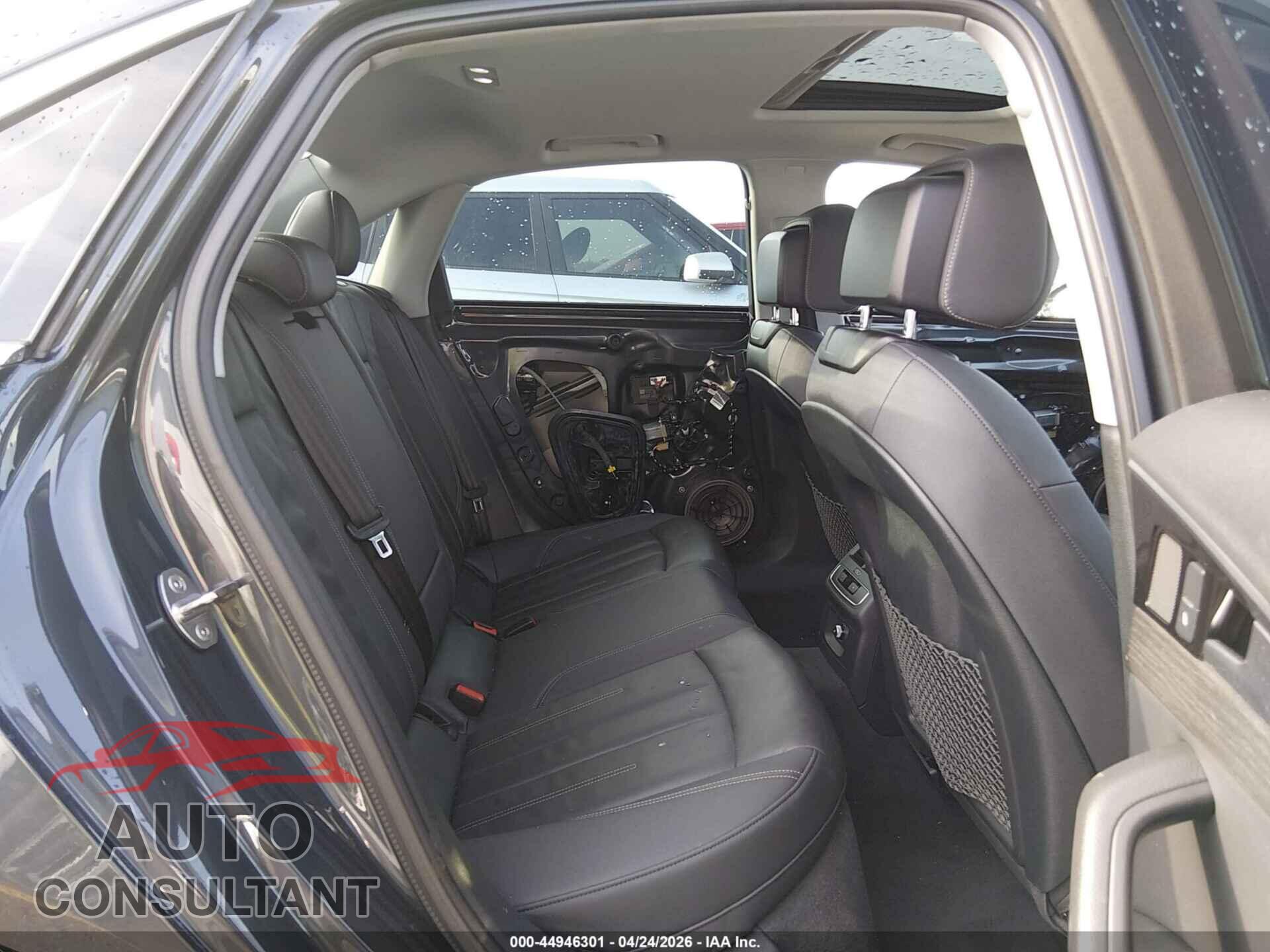 AUDI A4 2020 - WAUGMAF43LN005359