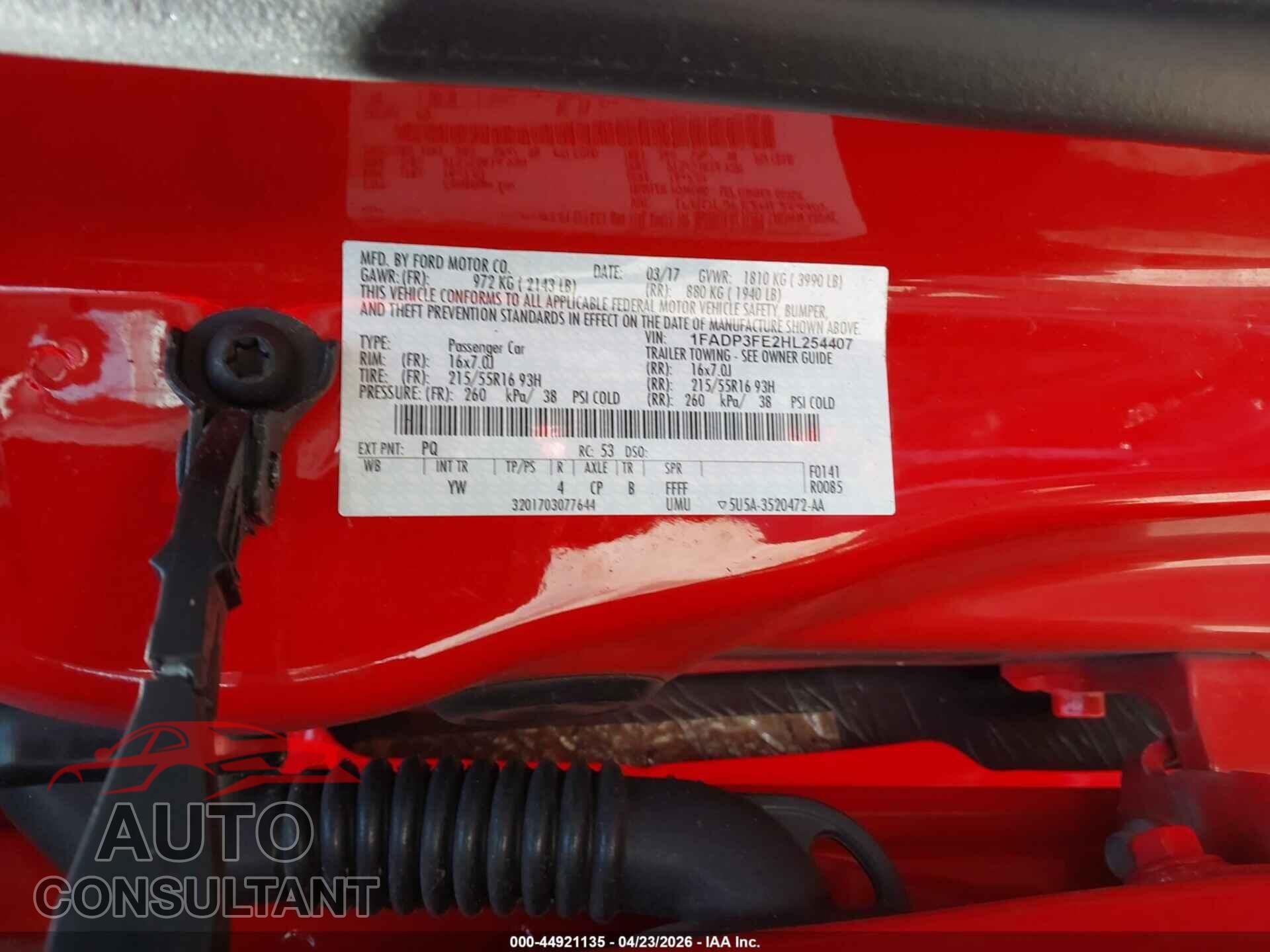 FORD FOCUS 2017 - 1FADP3FE2HL254407