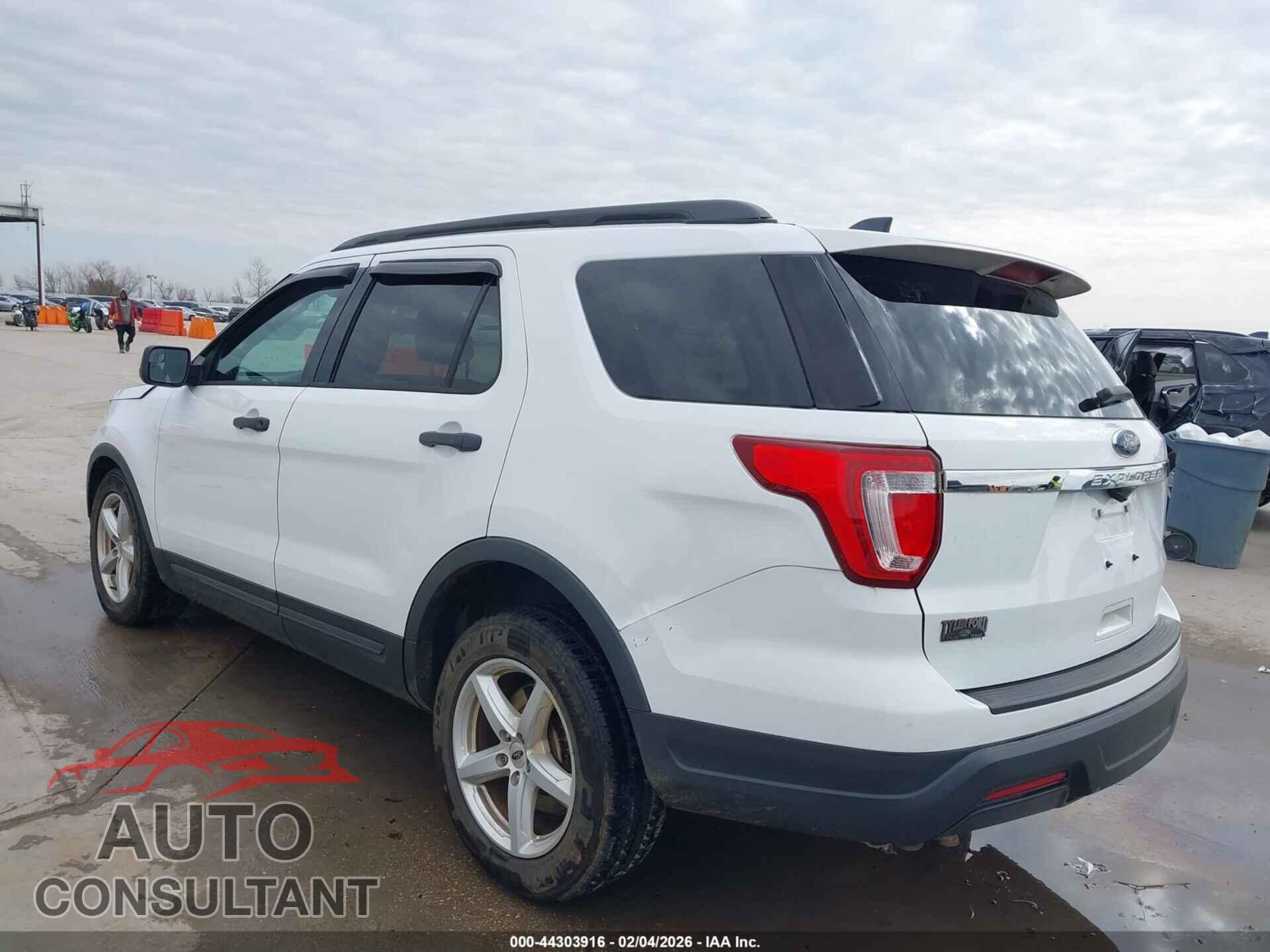FORD EXPLORER 2018 - 1FM5K7B88JGB78223
