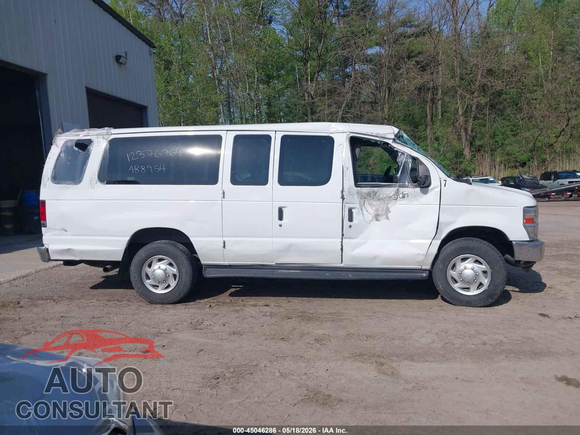 FORD E-350 SUPER DUTY 2012 - 1FBSS3BL6CDA88954