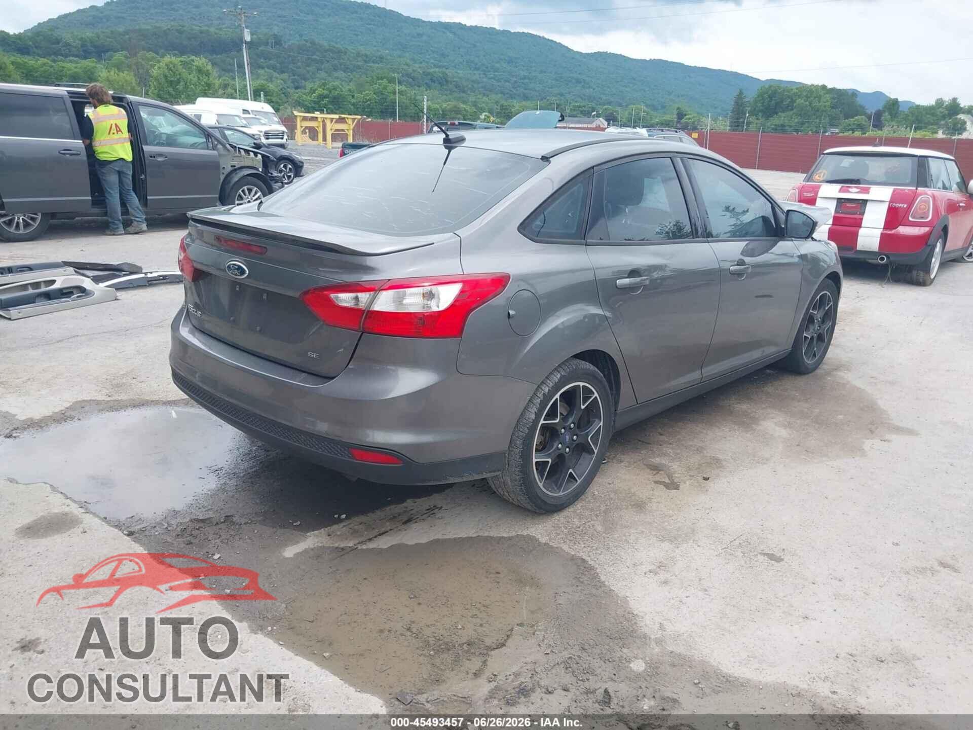 FORD FOCUS 2012 - 1FAHP3F20CL303507