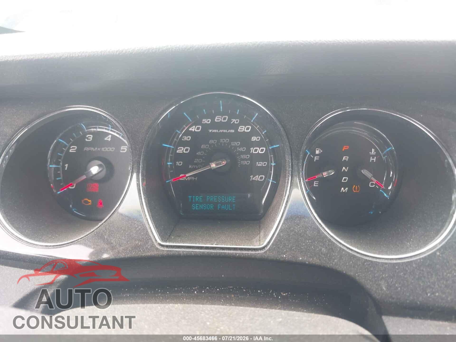 FORD TAURUS 2010 - 1FAHP2FWXAG143140
