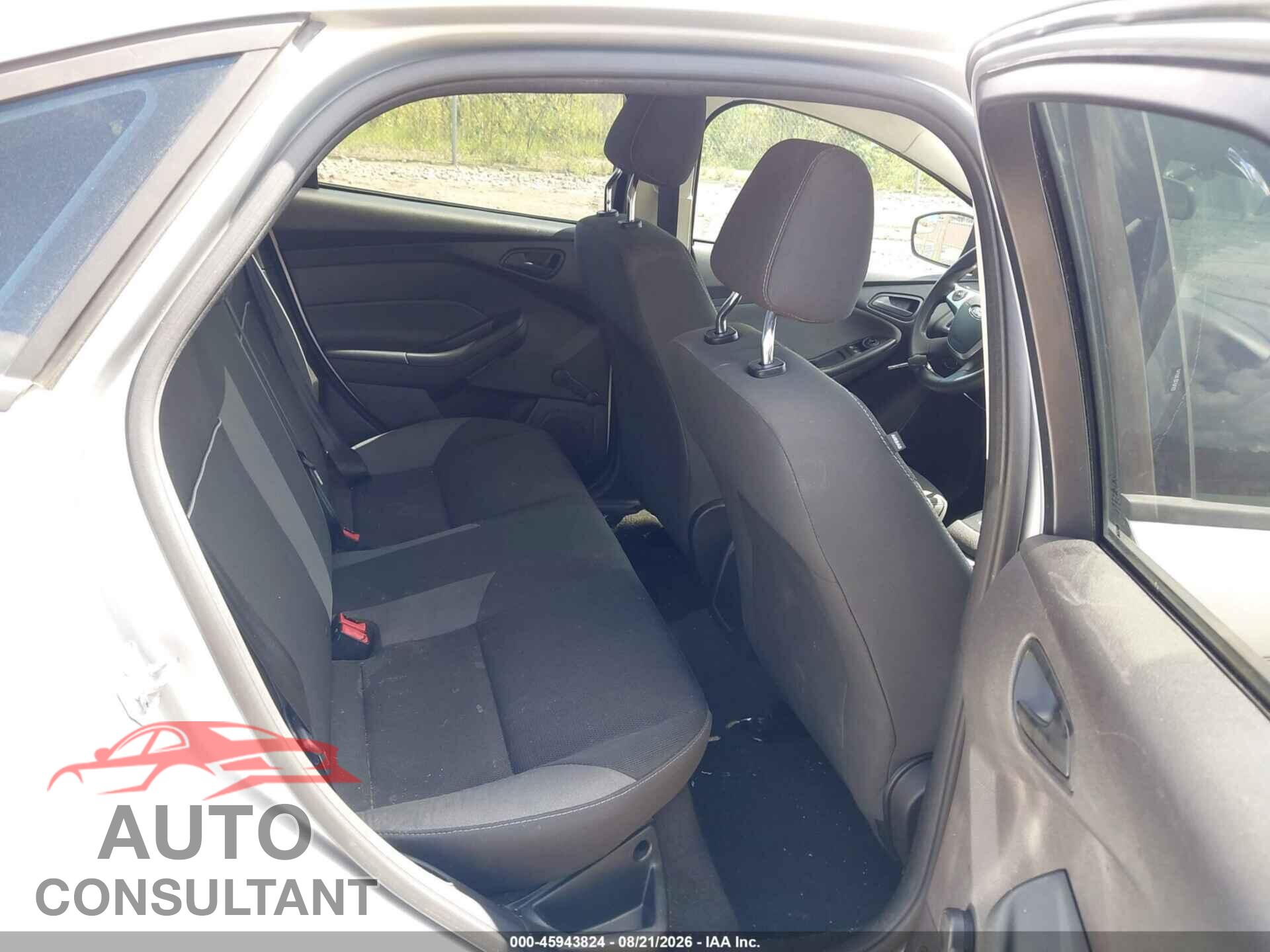 FORD FOCUS 2014 - 1FADP3E26EL257569