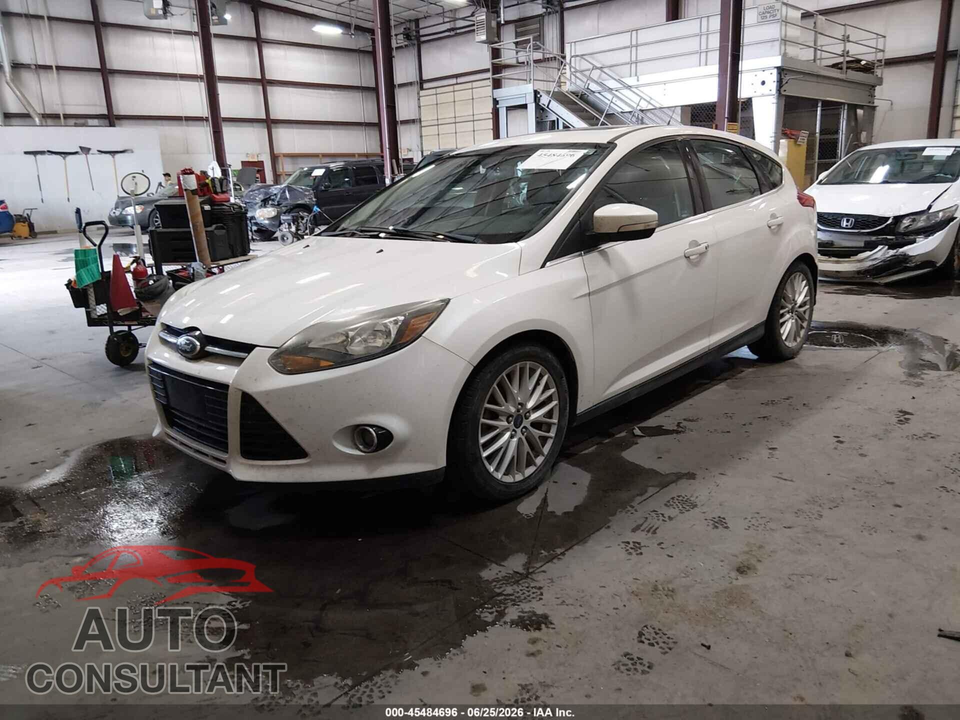FORD FOCUS 2014 - 1FADP3N2XEL197778