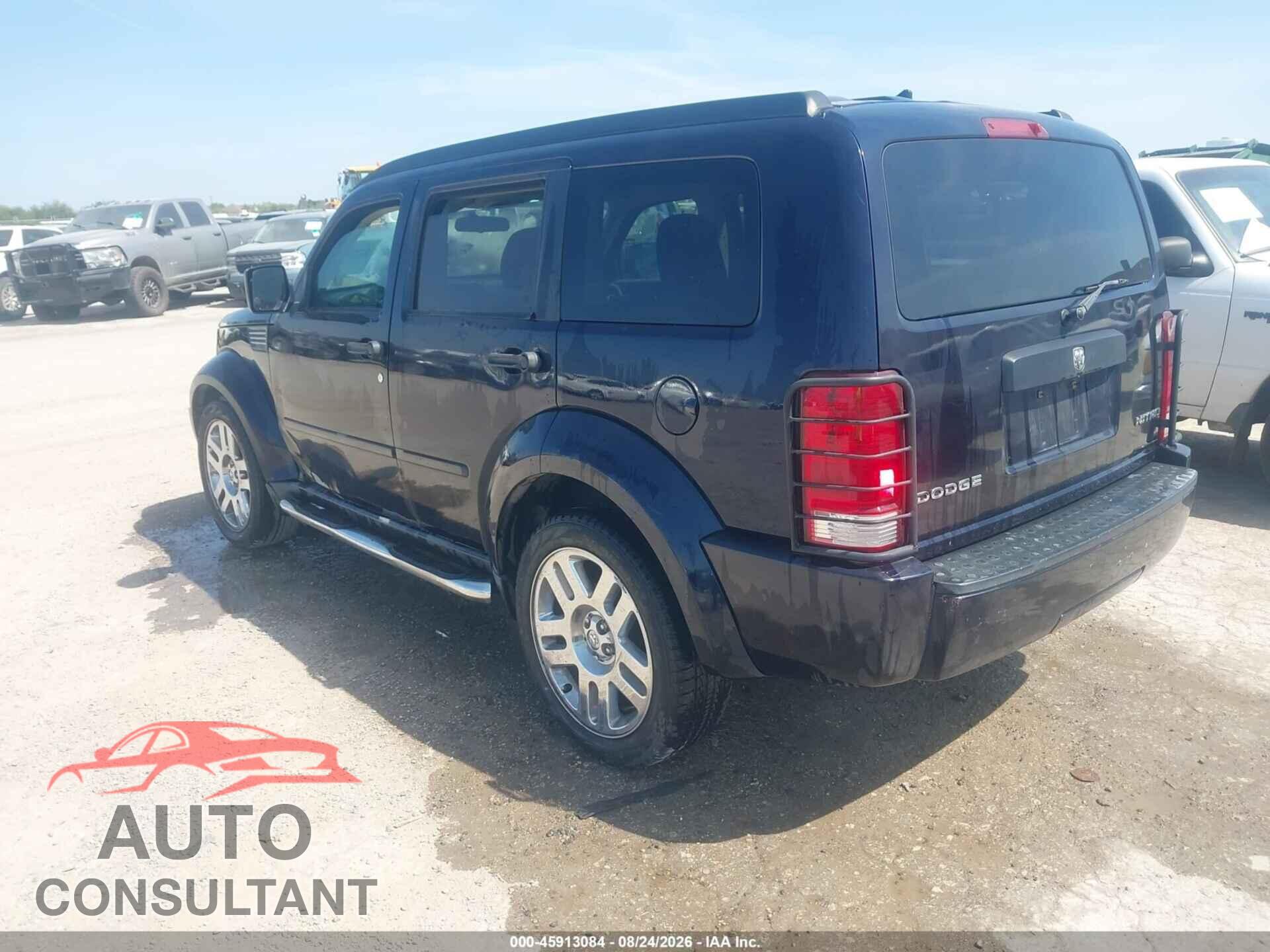 DODGE NITRO 2011 - 1D4PT4GK2BW528744