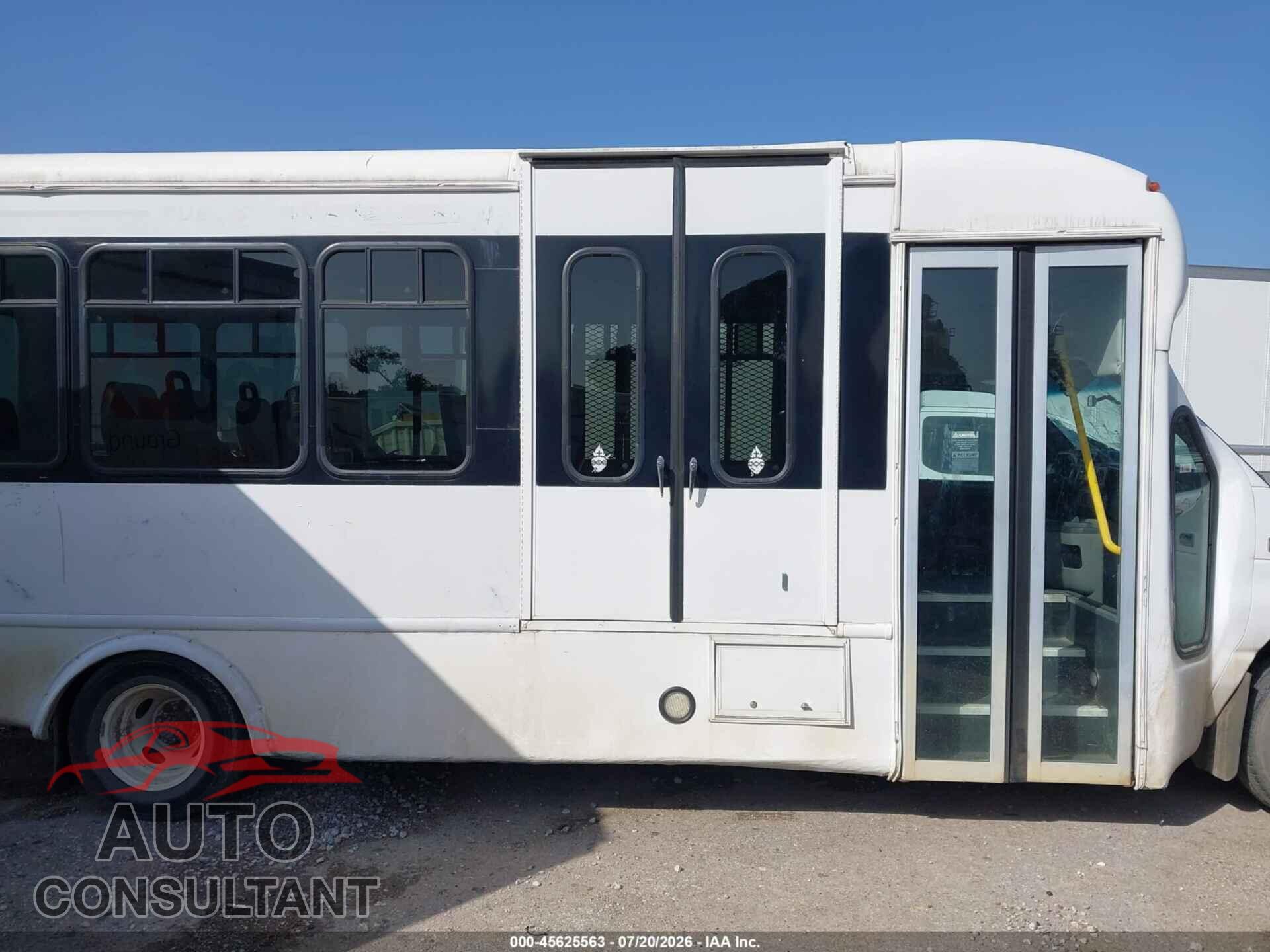 FORD E-450 CUTAWAY 2017 - 1FDFE4FS3HDC32538