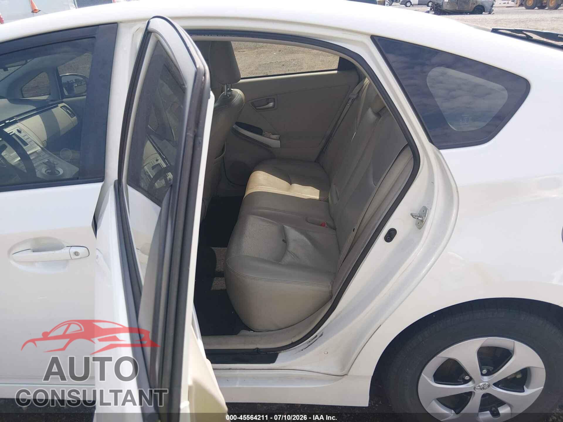 TOYOTA PRIUS 2013 - JTDKN3DU4D1720930