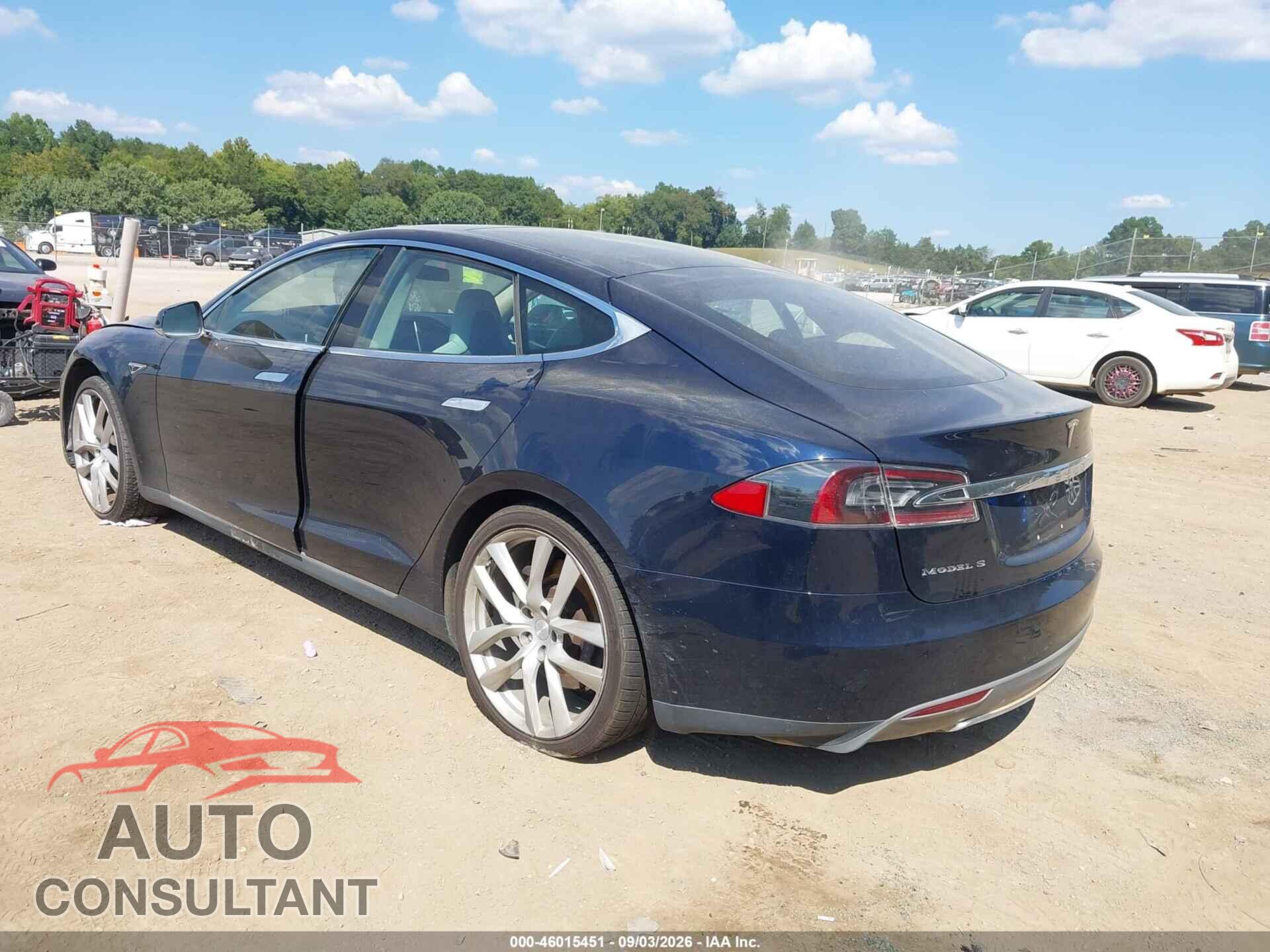 TESLA MODEL S 2013 - 5YJSA1DP8DFP16168