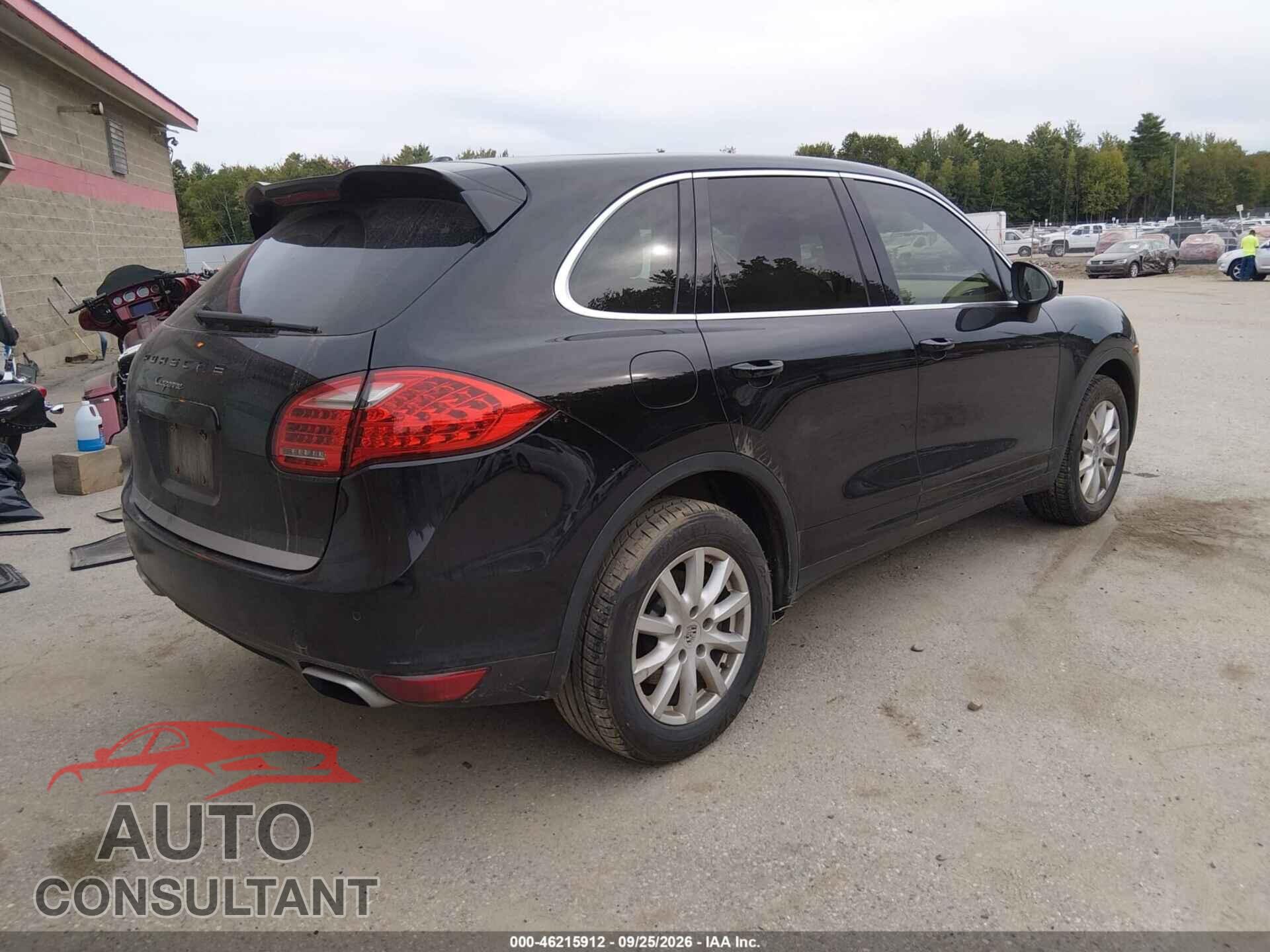 PORSCHE CAYENNE 2012 - WP1AA2A2XCLA04751