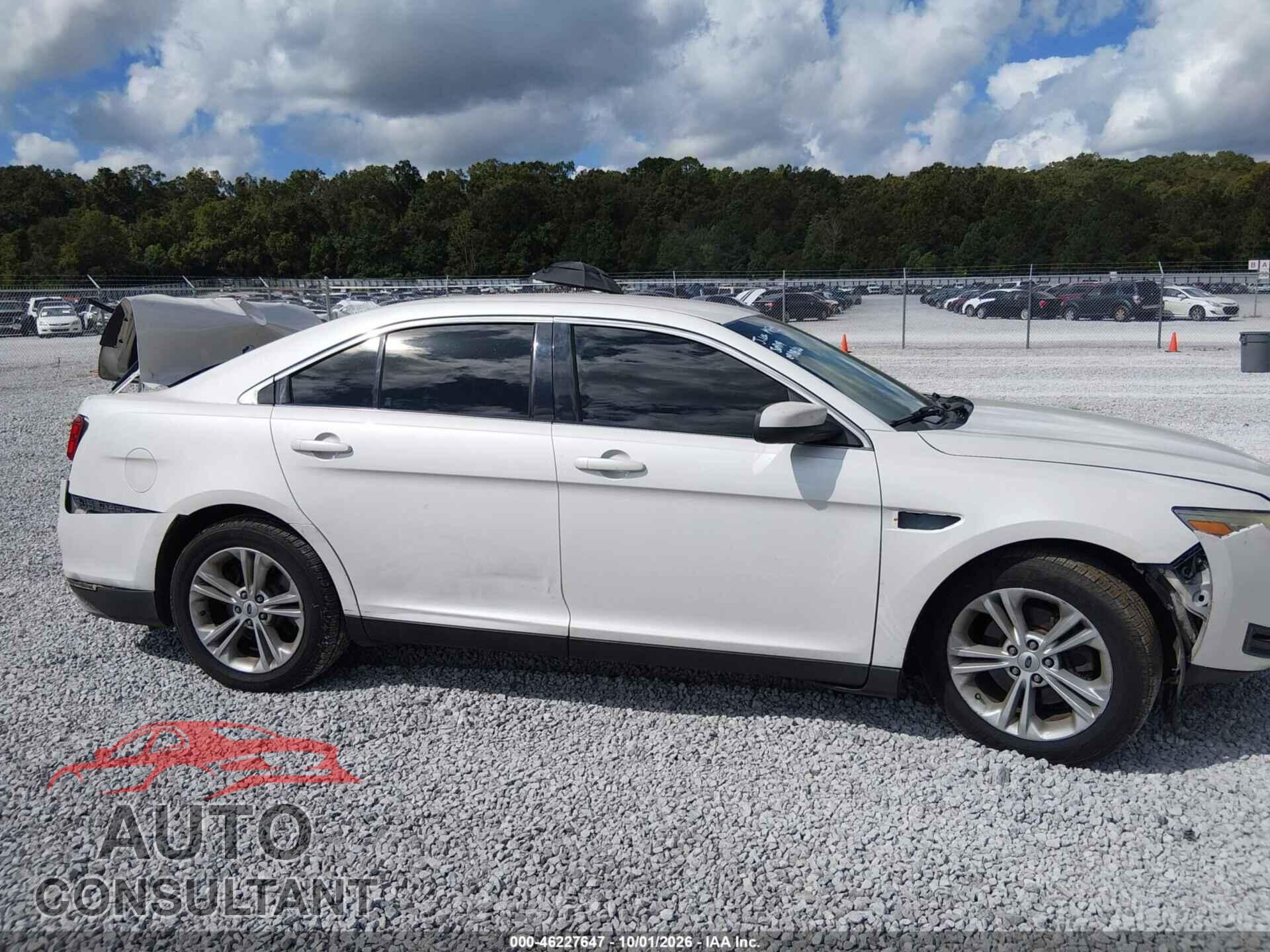FORD TAURUS 2013 - 1FAHP2E86DG201204