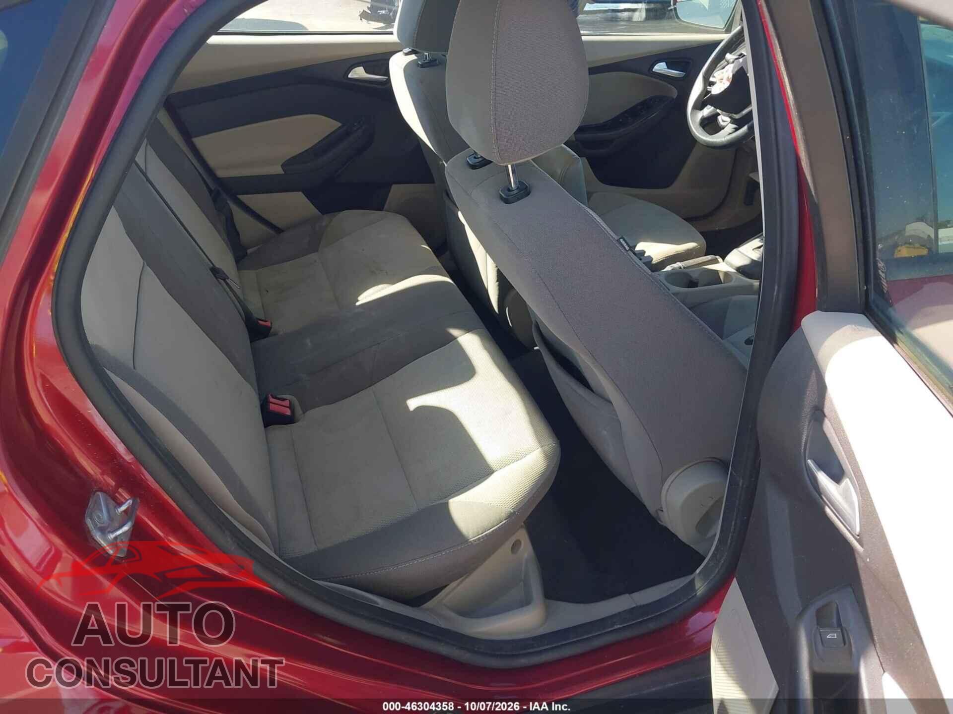 FORD FOCUS 2014 - 1FADP3F23EL117865