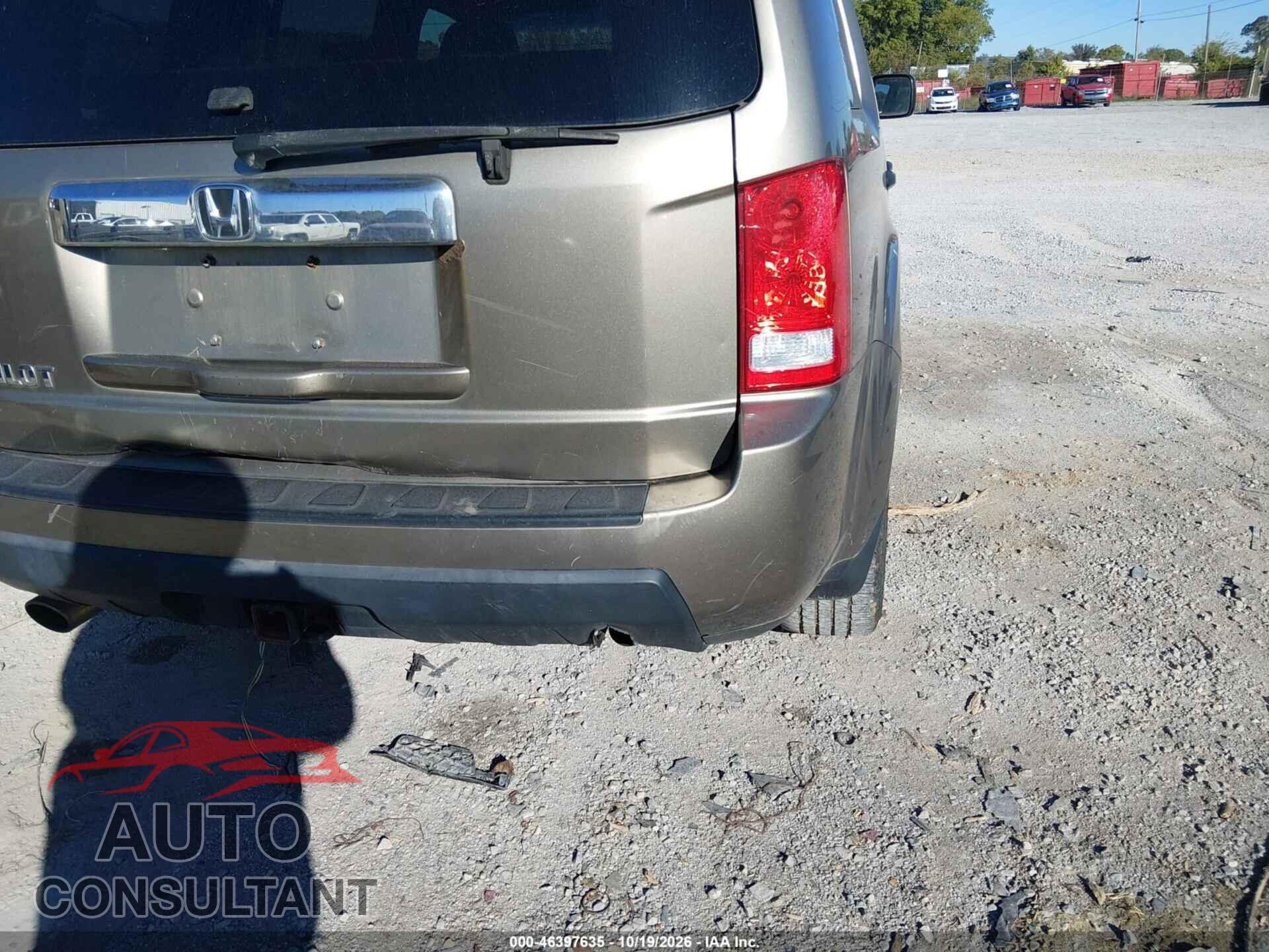HONDA PILOT 2011 - 5FNYF3H23BB024273