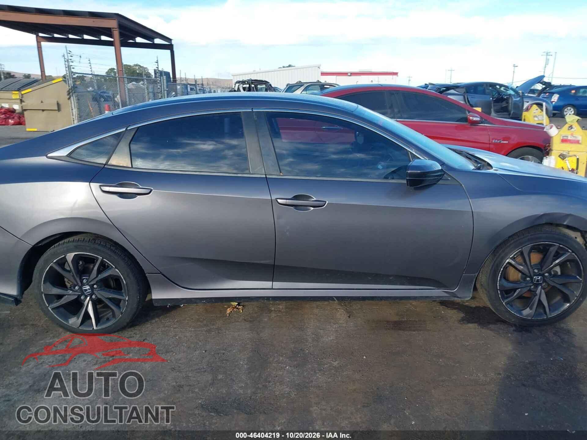 HONDA CIVIC 2018 - 2HGFC2F52JH587736