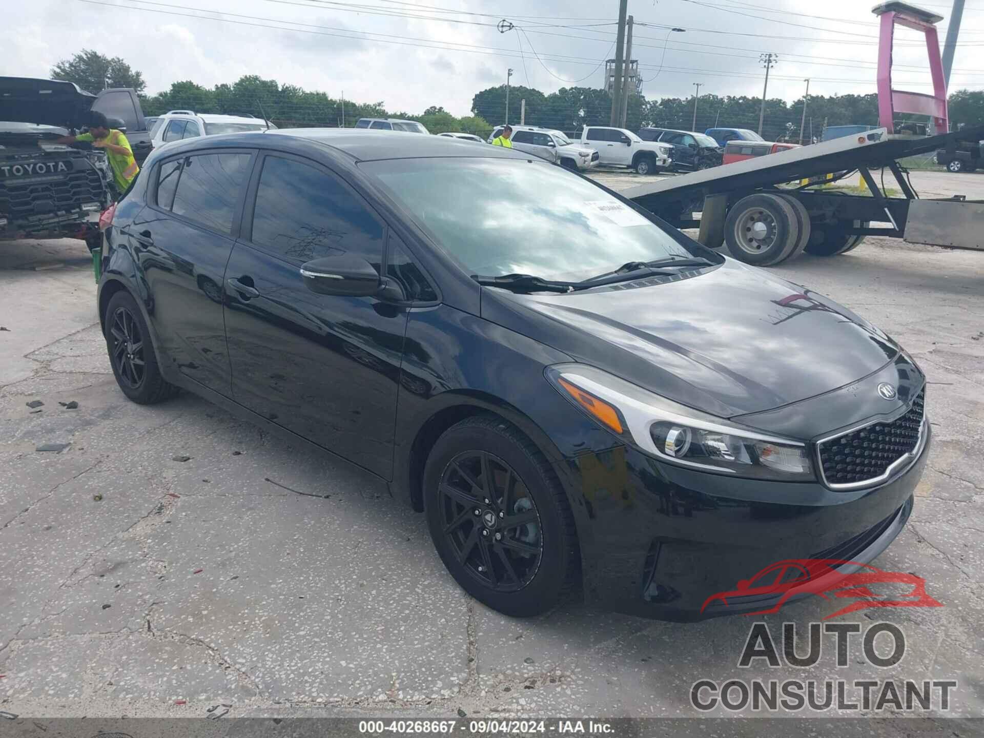 KIA FORTE 2017 - KNAFK5A80H5679981