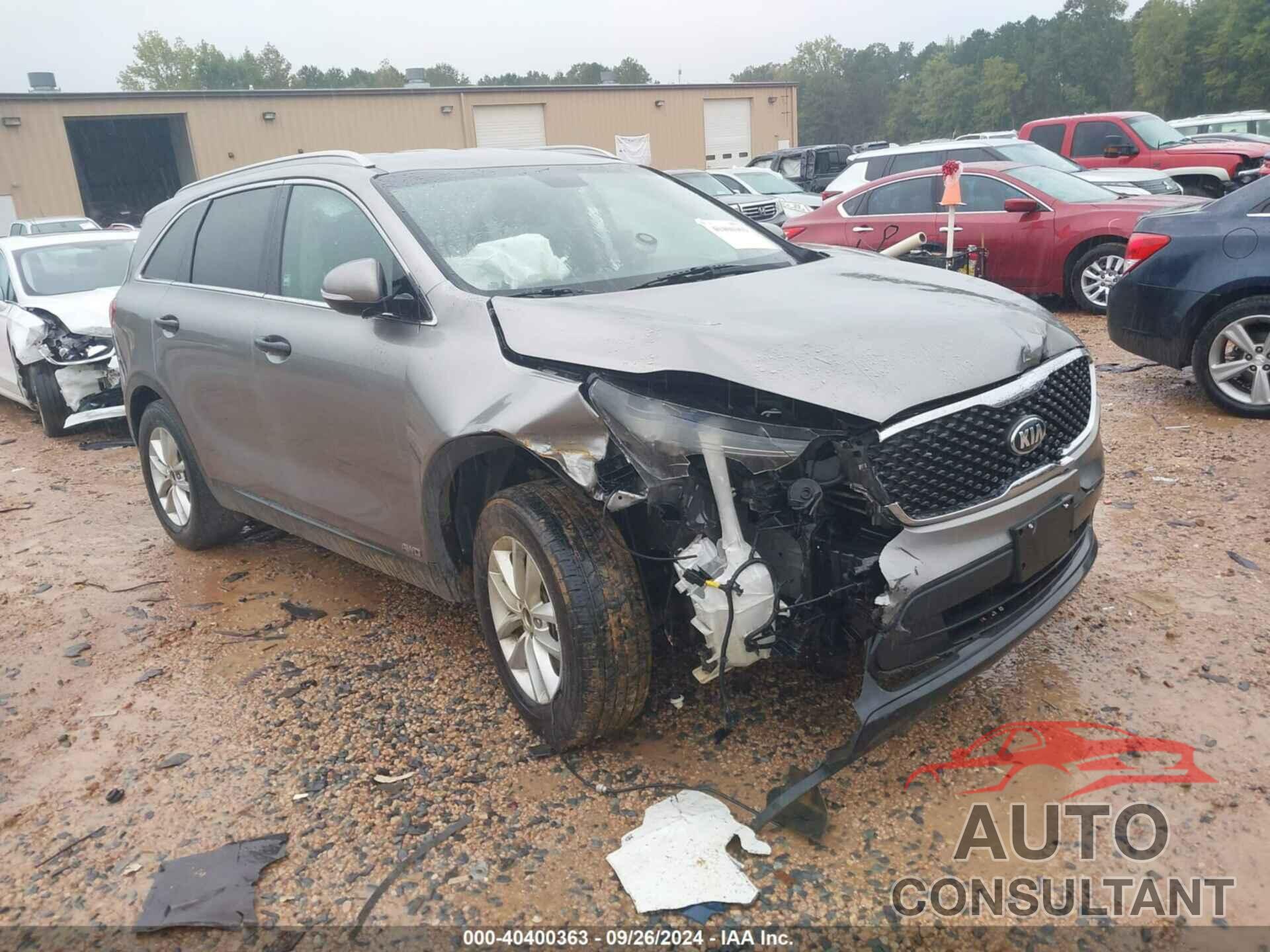 KIA SORENTO 2018 - 5XYPGDA38JG430364