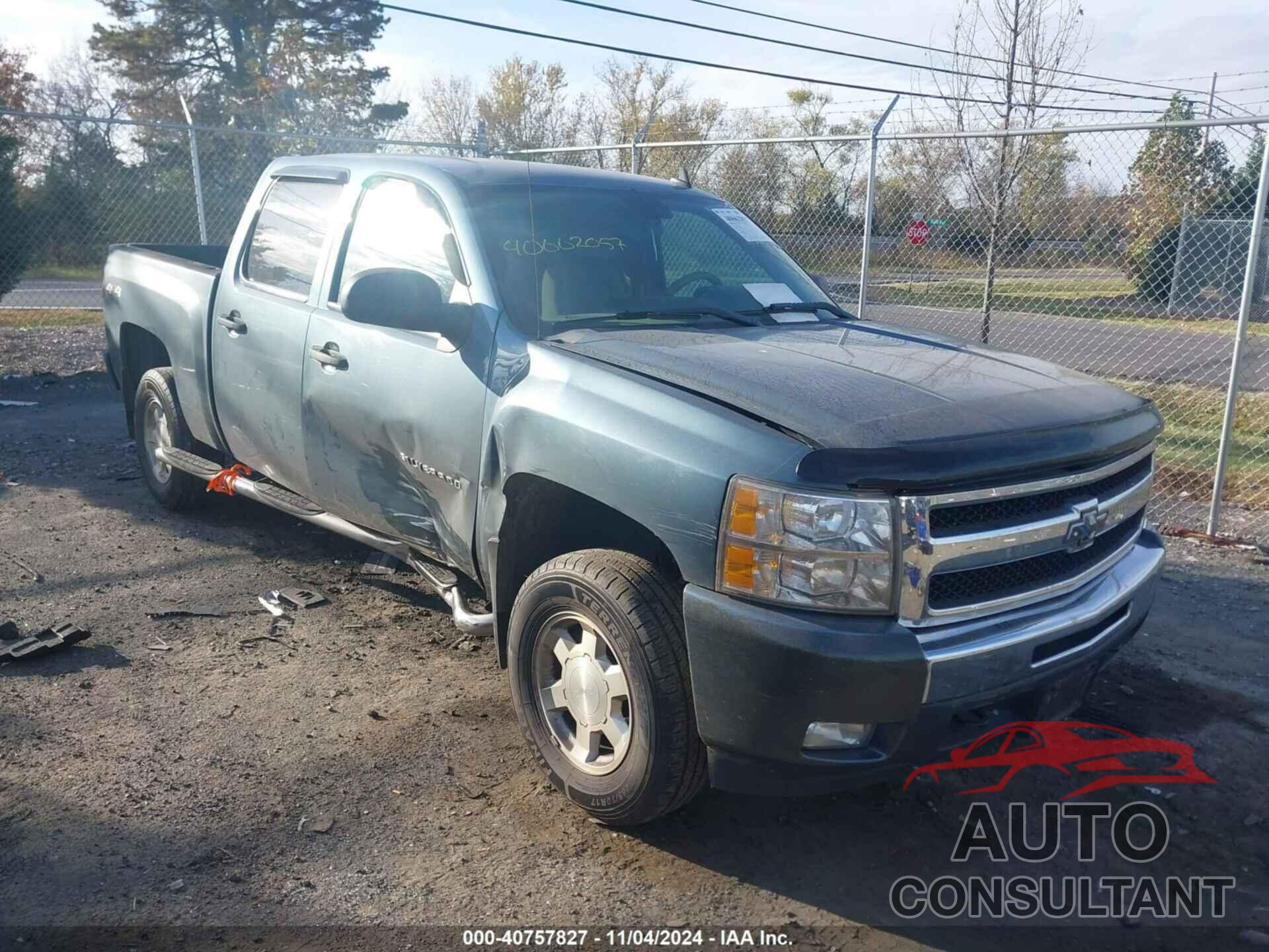 CHEVROLET SILVERADO 1500 2011 - 3GCPKSE32BG261295