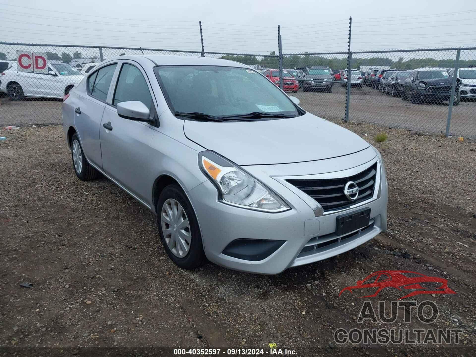 NISSAN VERSA 2018 - 3N1CN7AP3JL826089