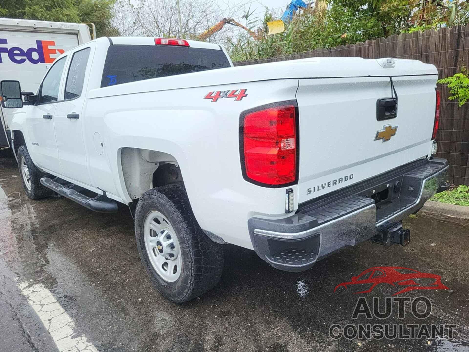 CHEVROLET SILVERADO 2019 - 2GC2KREG8K1186231