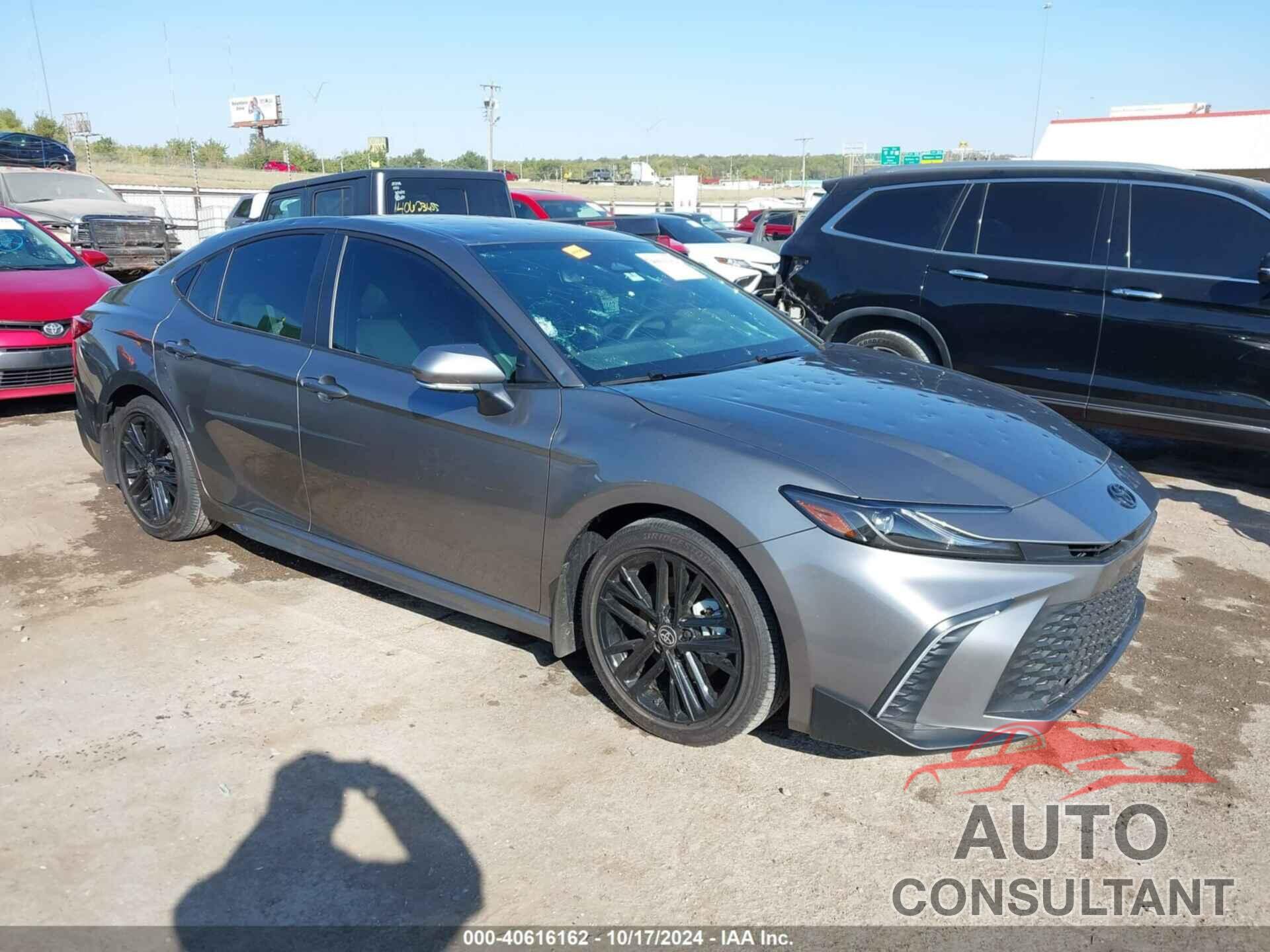 TOYOTA CAMRY 2025 - 4T1DAACK0SU506470