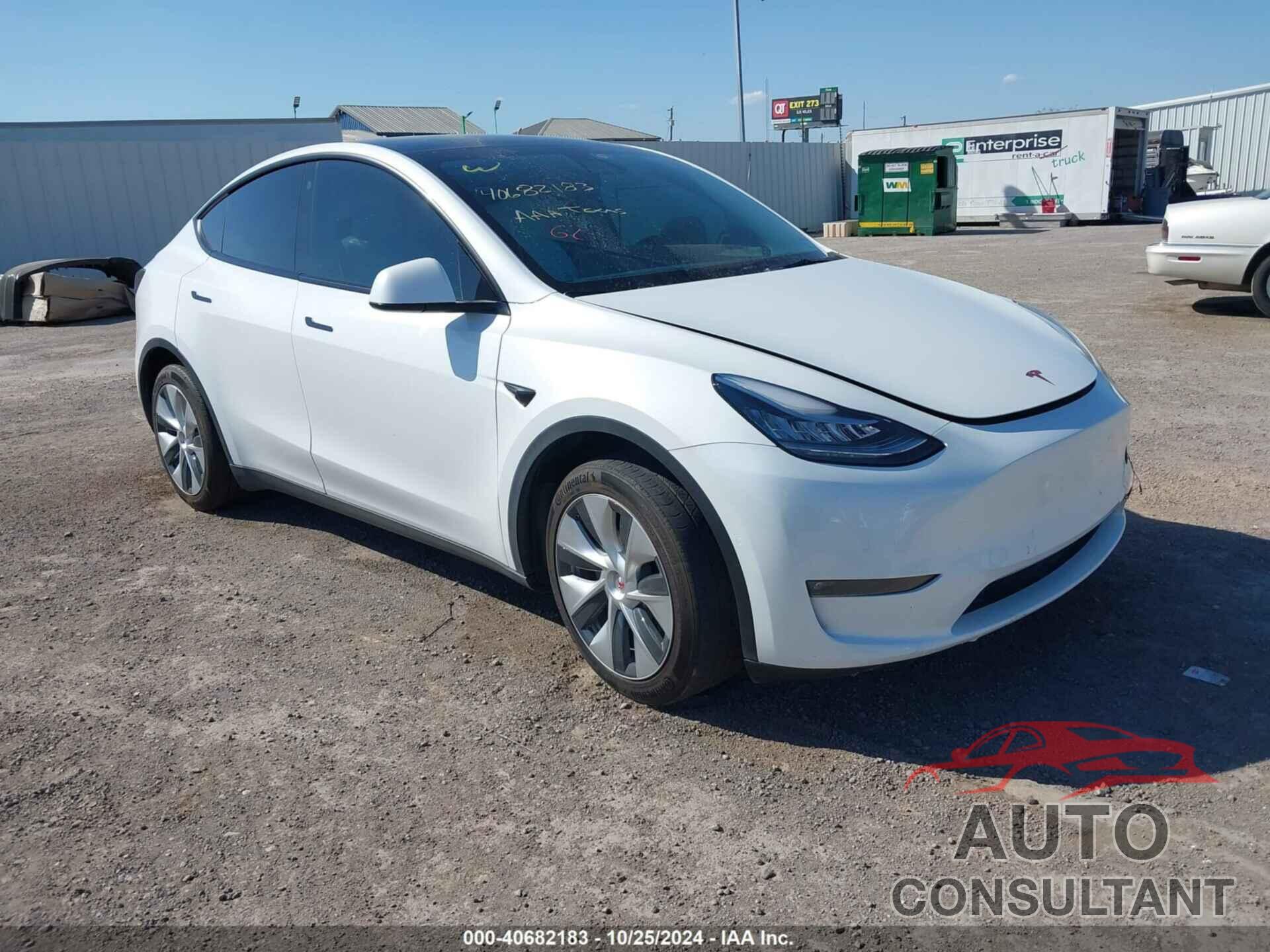 TESLA MODEL Y 2021 - 5YJYGDEE8MF299609