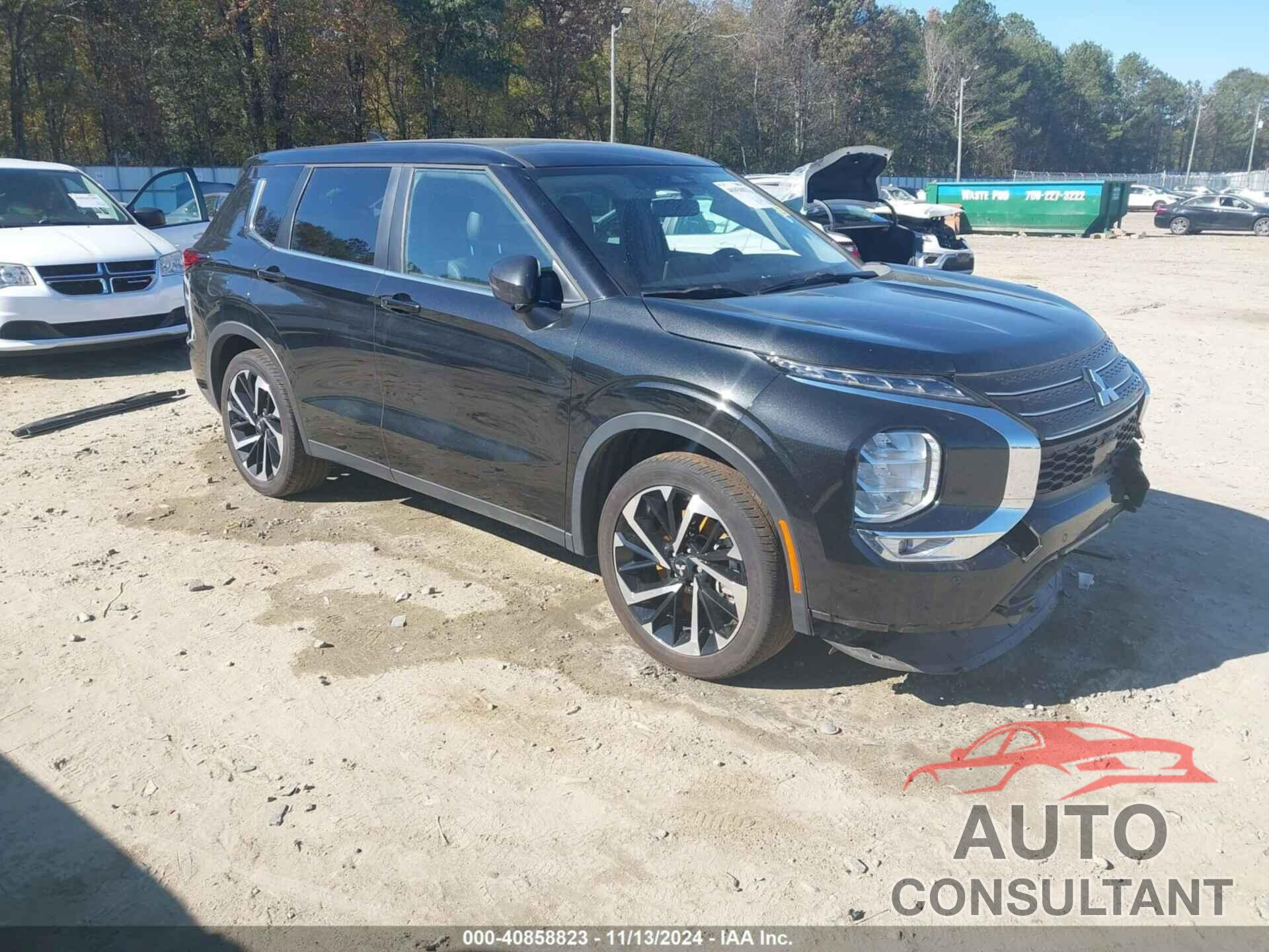 MITSUBISHI OUTLANDER 2023 - JA4J3UA85PZ027444