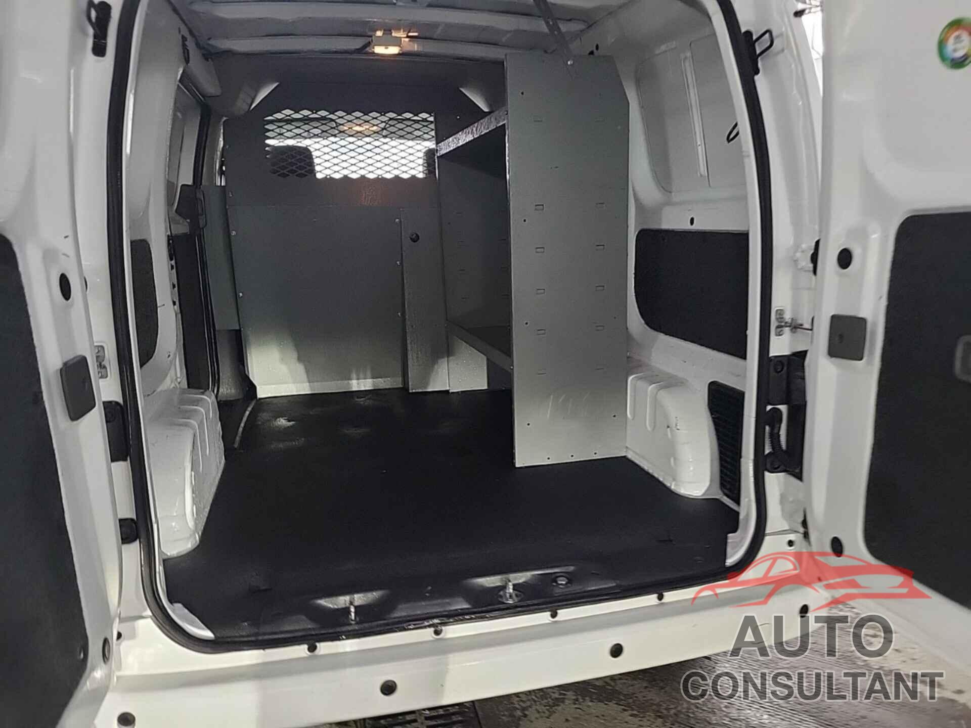 NISSAN NV200 COMPACT CARGO 2021 - 3N6CM0KN5MK703289