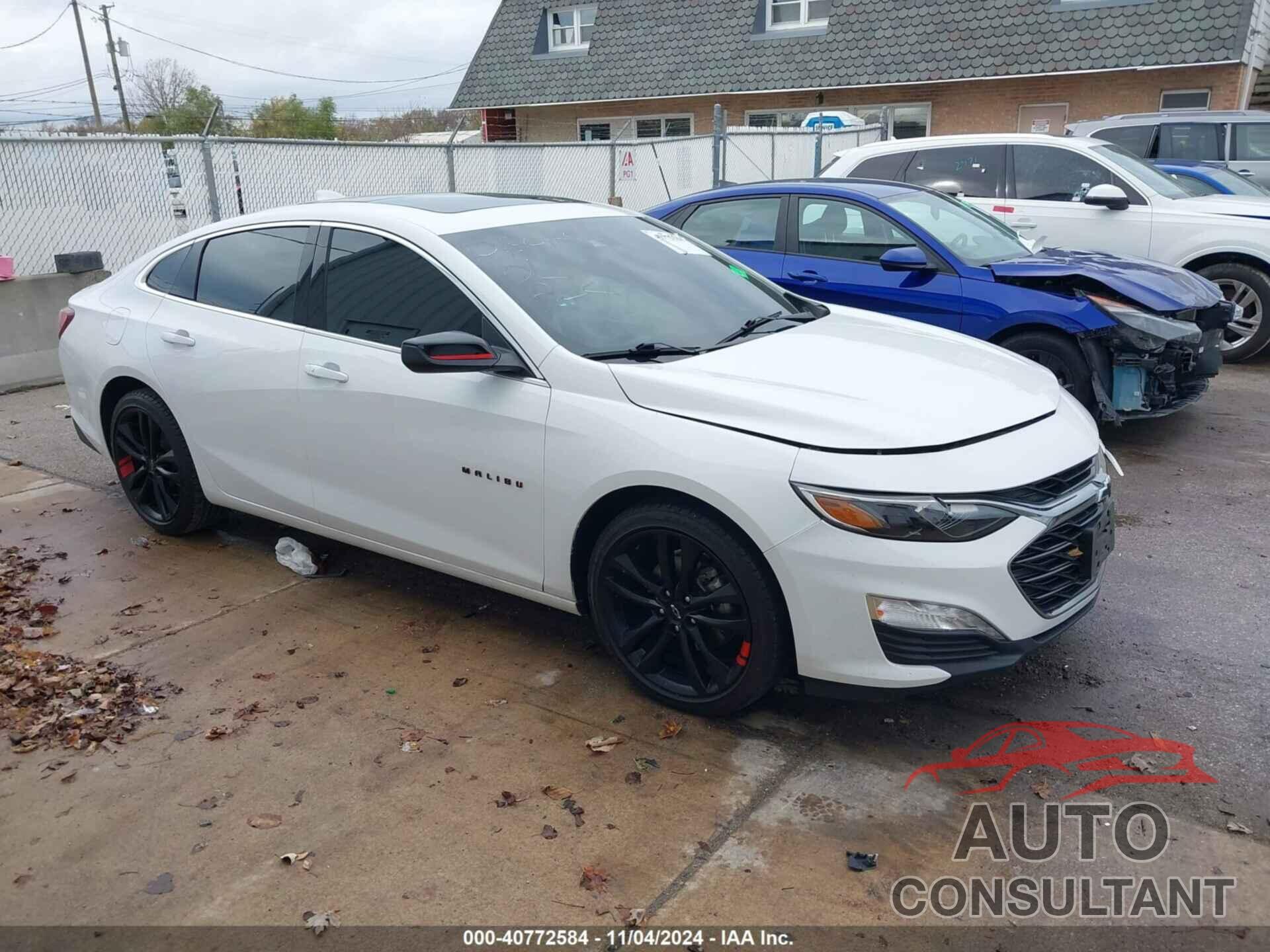 CHEVROLET MALIBU 2021 - 1G1ZD5ST2MF029527