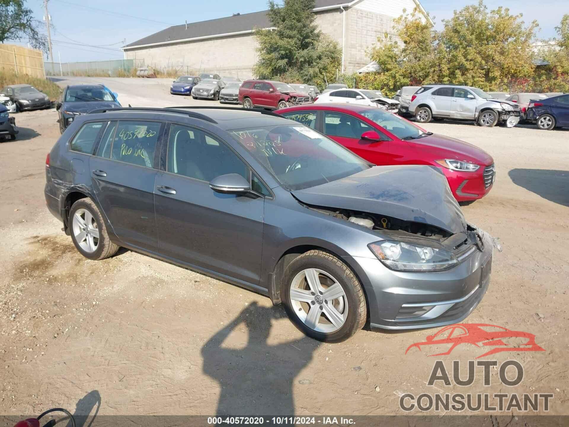 VOLKSWAGEN GOLF SPORTWAGEN 2018 - 3VWD17AU1JM757378