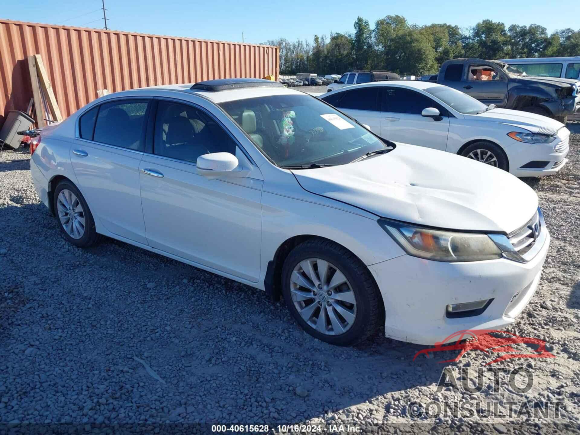 HONDA ACCORD 2013 - 1HGCR3F89DA011615