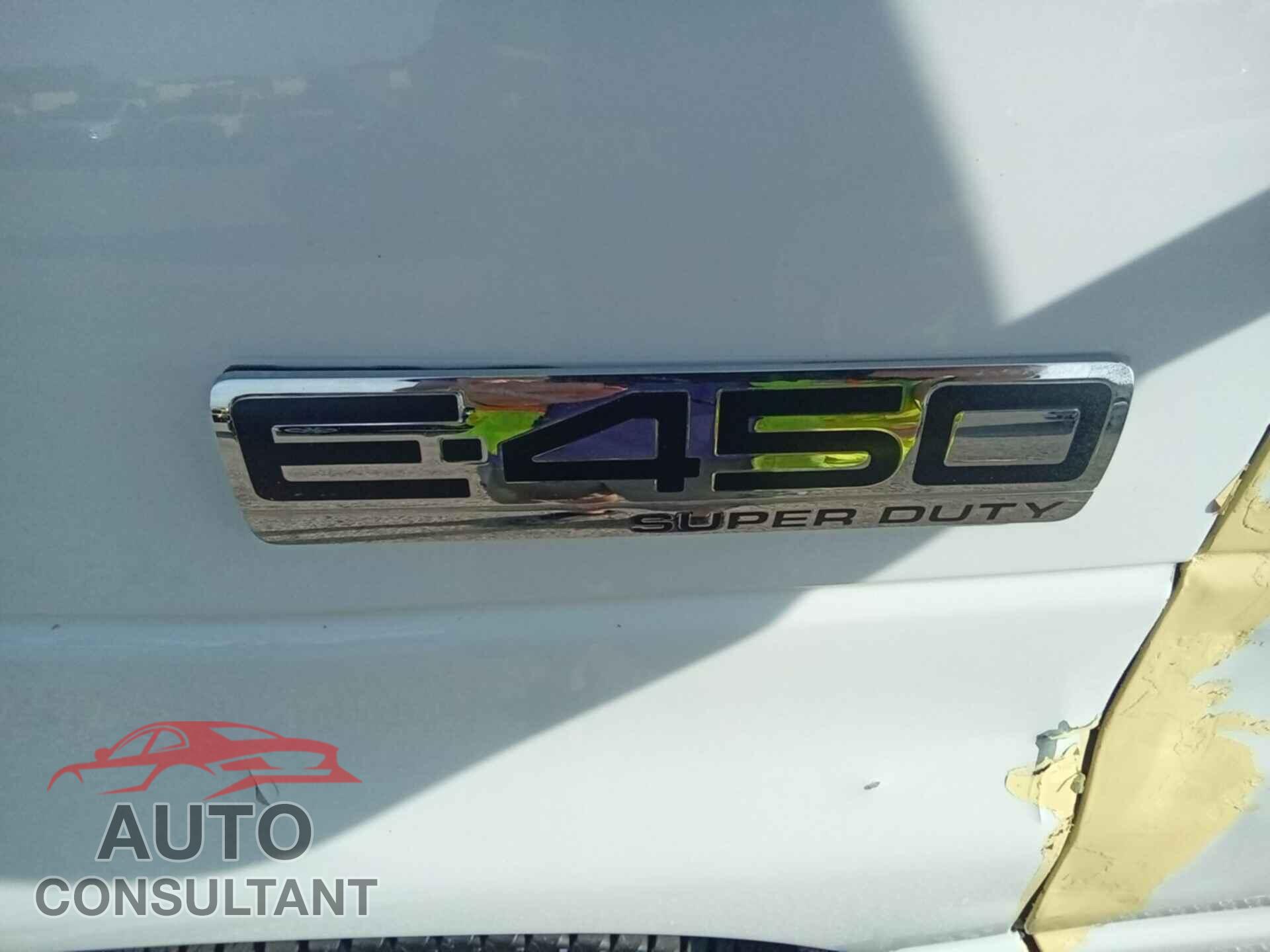 FORD ECONOLINE 2018 - 1FDXE4FS5JDC19686