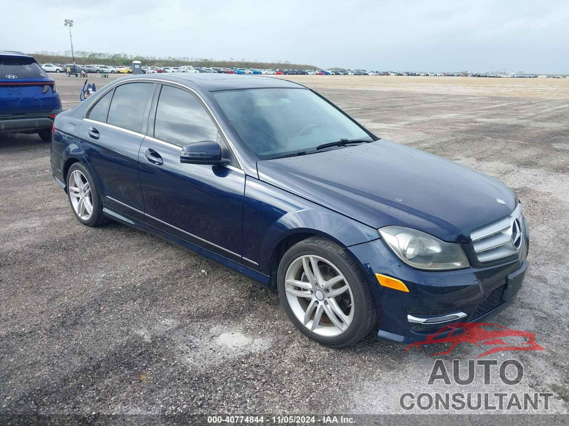 MERCEDES-BENZ C 250 2013 - WDDGF4HB2DA831290