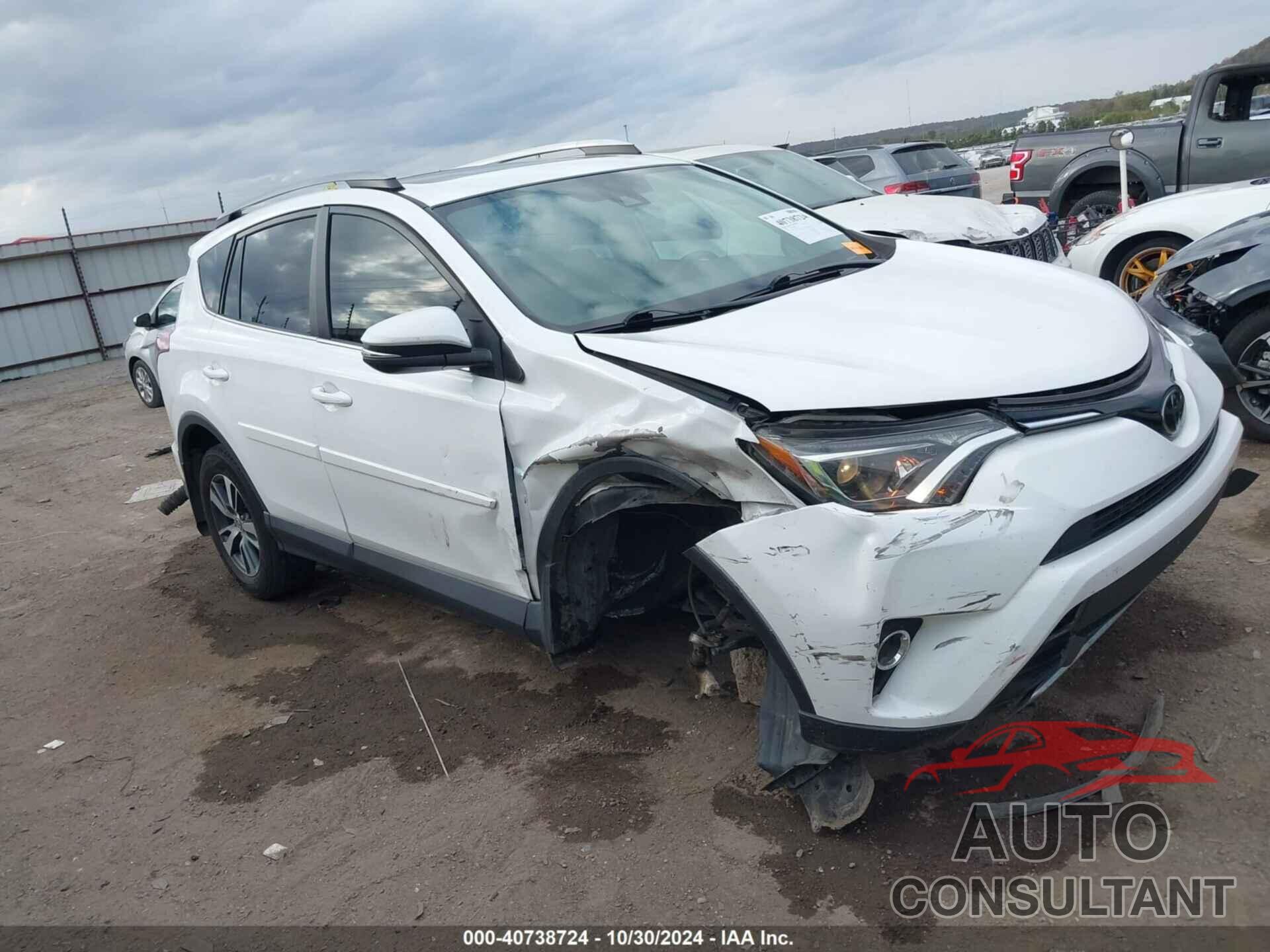 TOYOTA RAV4 2018 - 2T3WFREV9JW429121