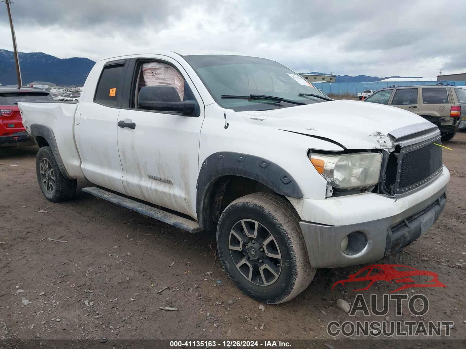 TOYOTA TUNDRA 2013 - 5TFUM5F17DX041029