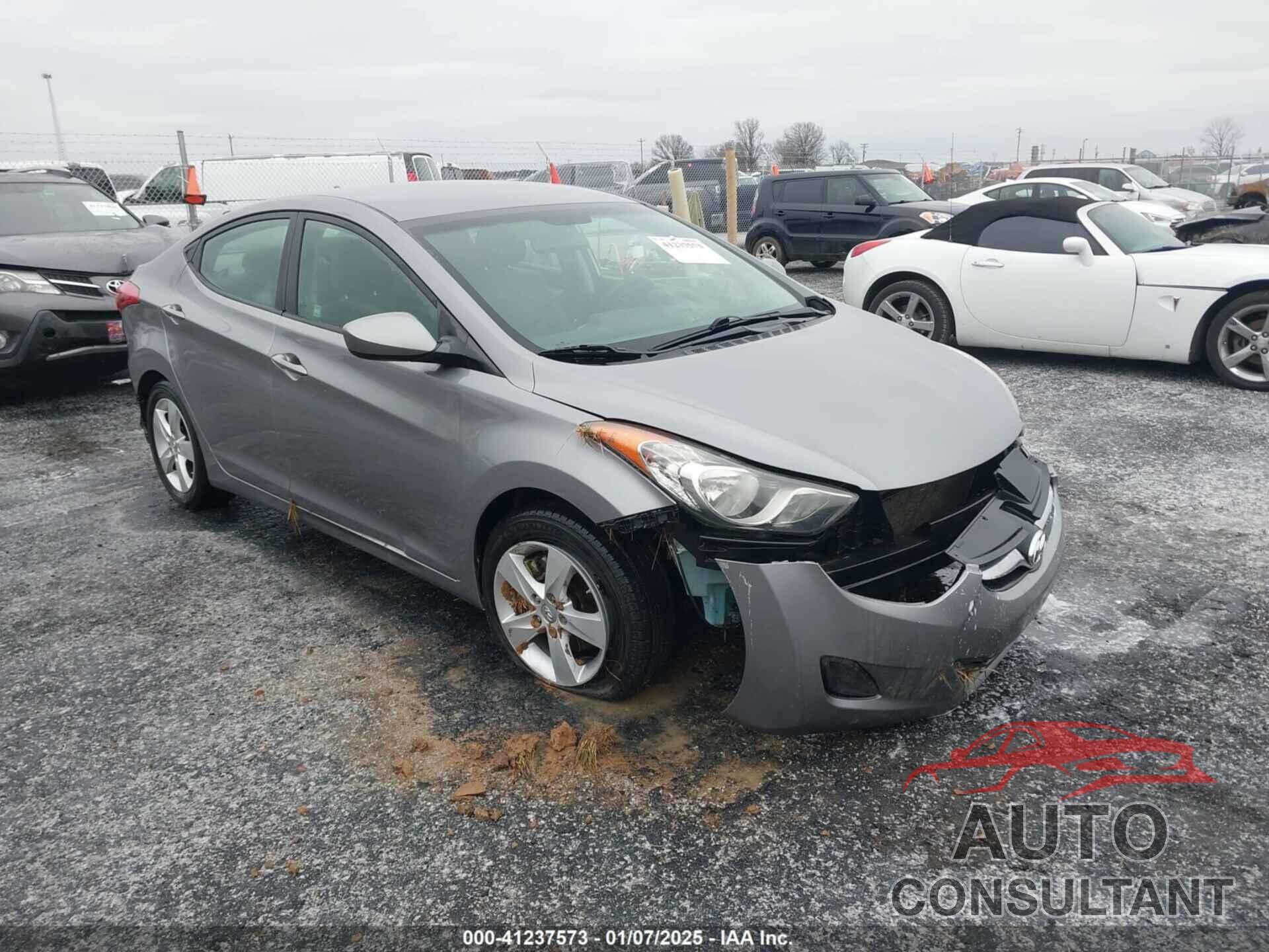 HYUNDAI ELANTRA 2011 - KMHDH4AE1BU086888