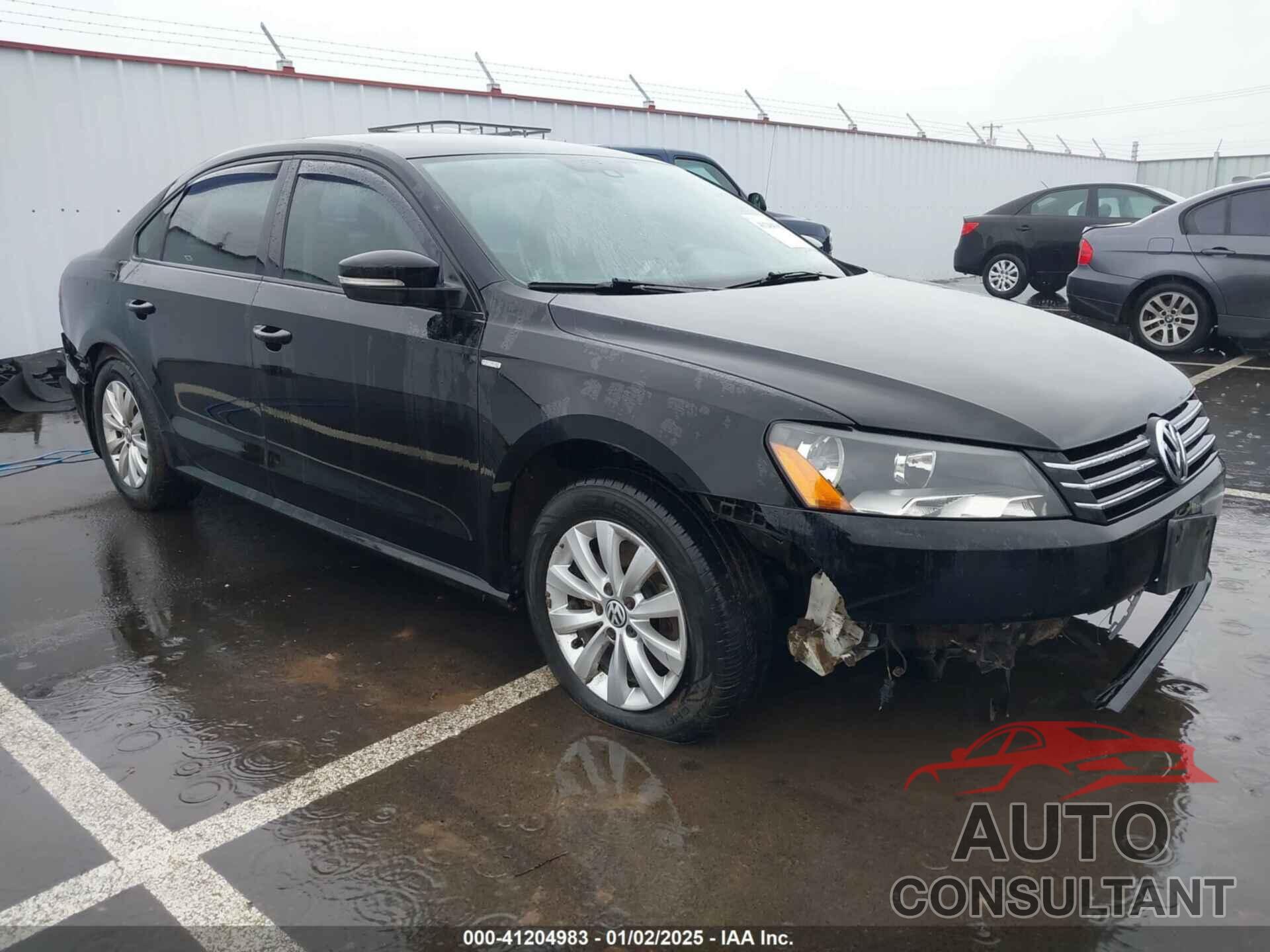 VOLKSWAGEN PASSAT 2015 - 1VWAT7A36FC039550