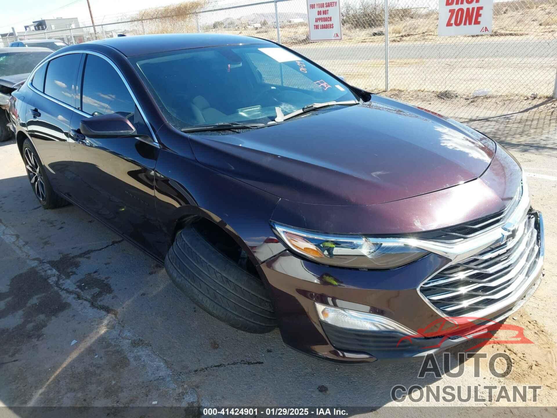 CHEVROLET MALIBU 2021 - 1G1ZG5ST5MF060231