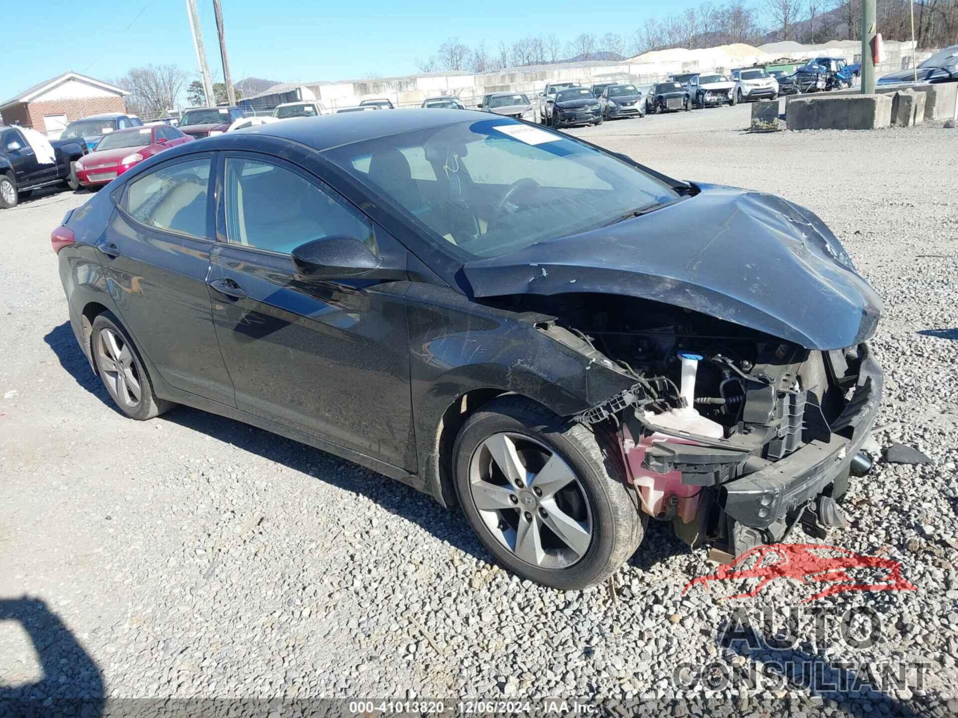 HYUNDAI ELANTRA 2013 - 5NPDH4AE3DH293123