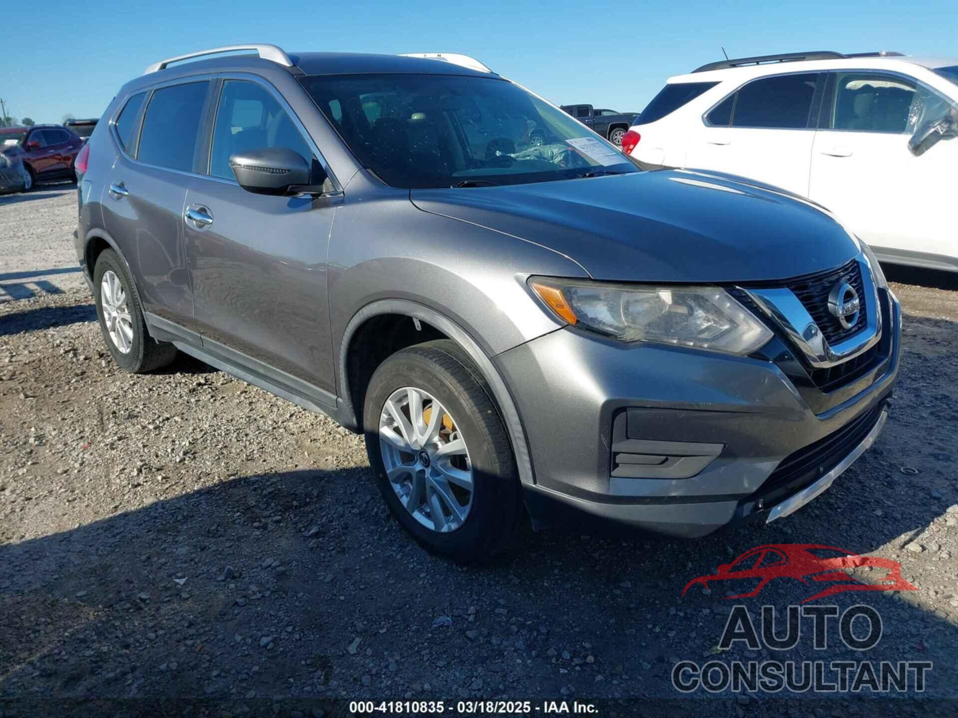 NISSAN ROGUE 2017 - KNMAT2MV5HP515074