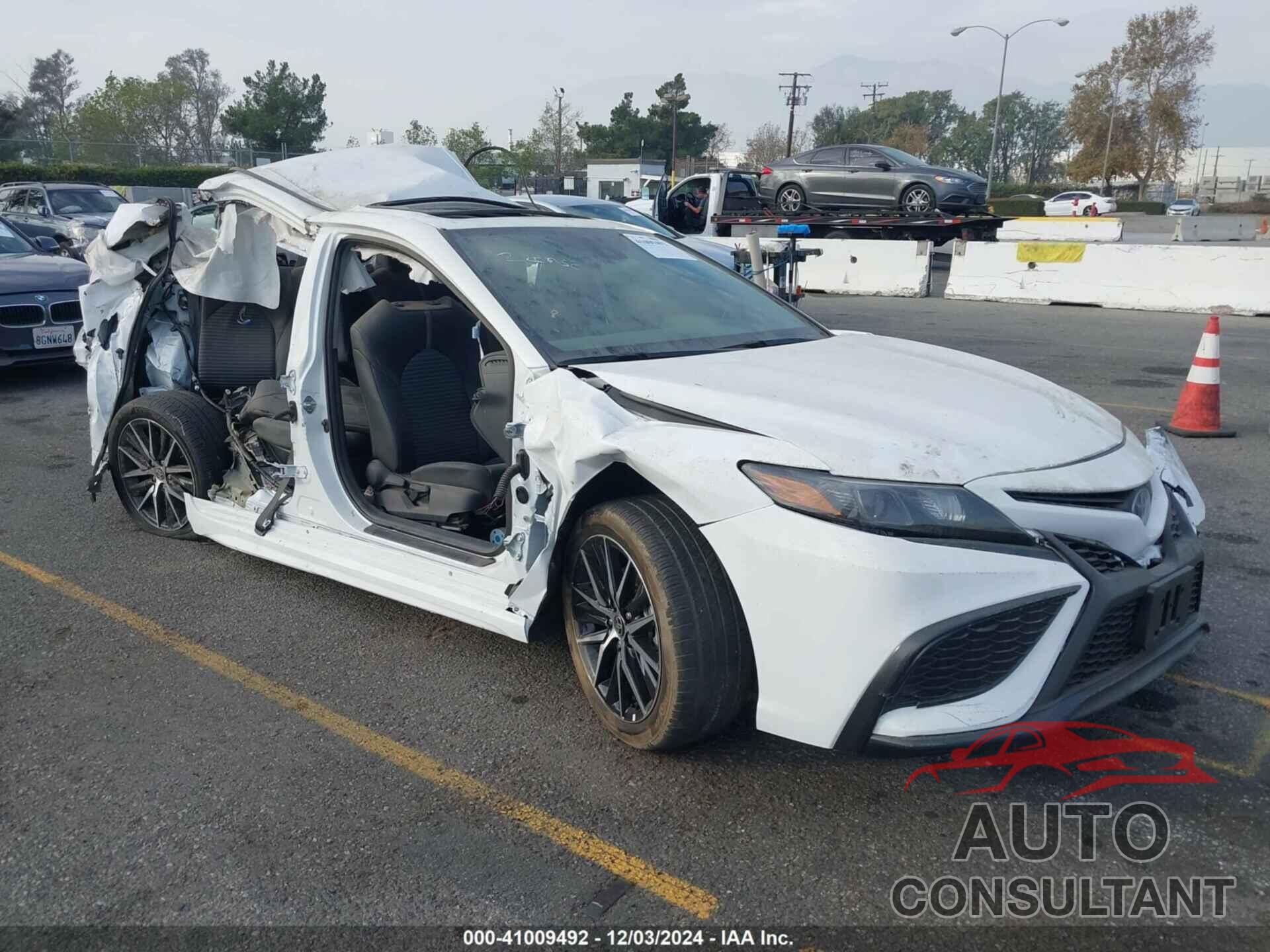 TOYOTA CAMRY HYBRID 2024 - 4T1S31AK3RU632577