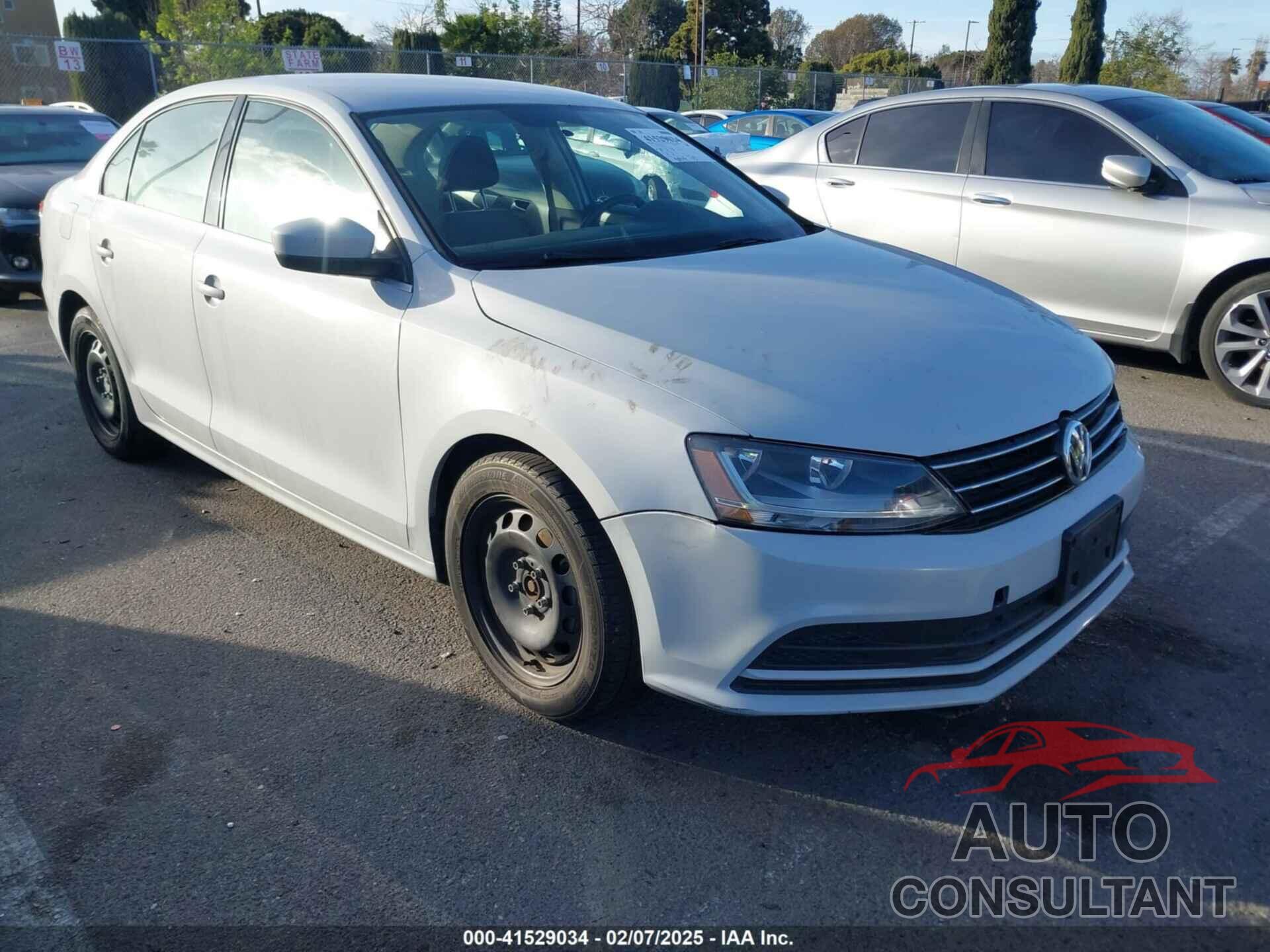 VOLKSWAGEN JETTA 2017 - 3VW2B7AJ0HM302476