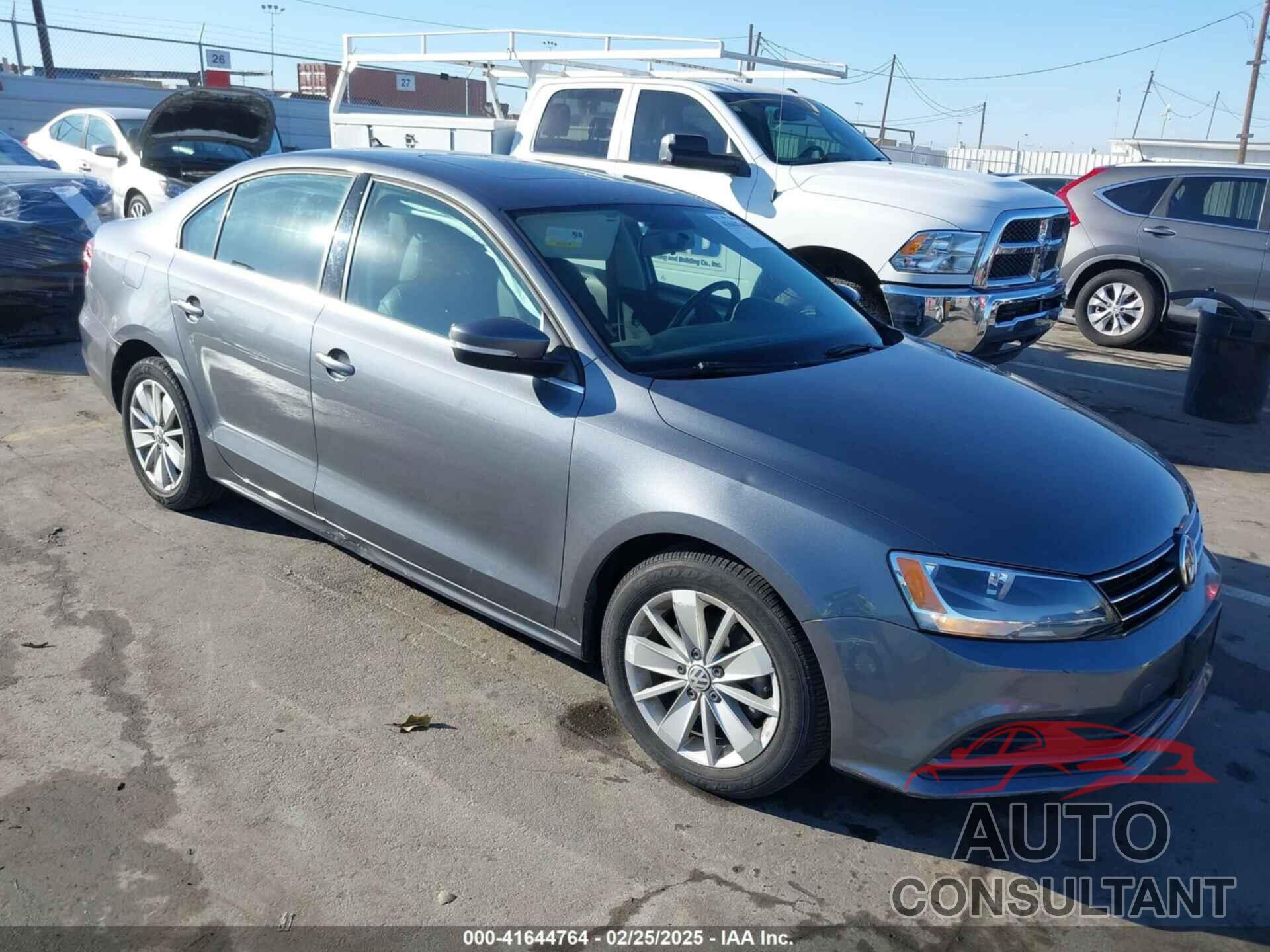 VOLKSWAGEN JETTA 2015 - 3VWD17AJ1FM413398