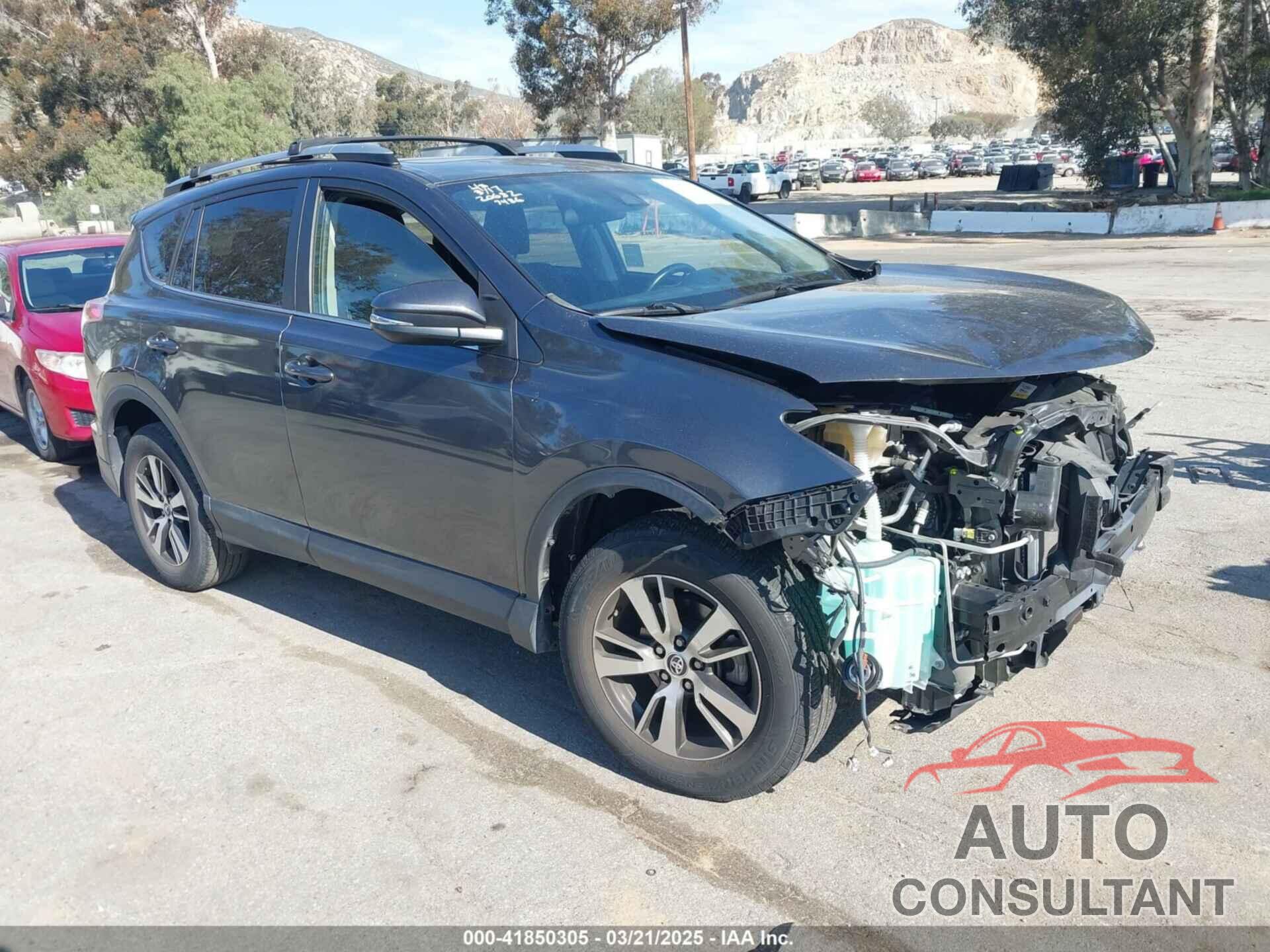 TOYOTA RAV4 2017 - JTMWFREVXHD097486