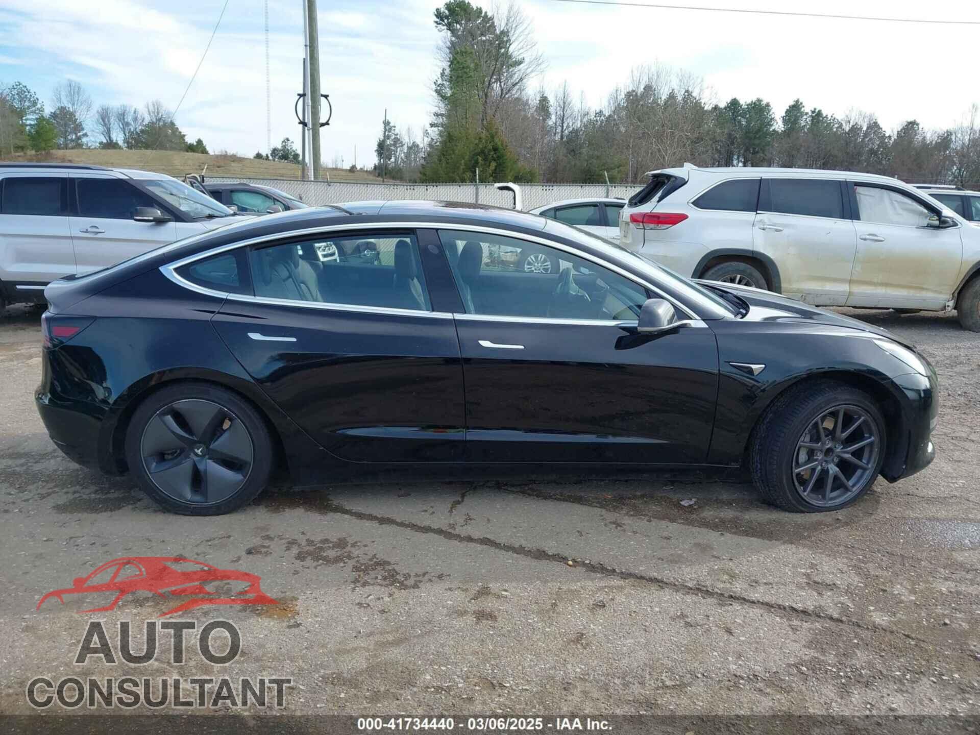 TESLA MODEL 3 2019 - 5YJ3E1EA8KF192908