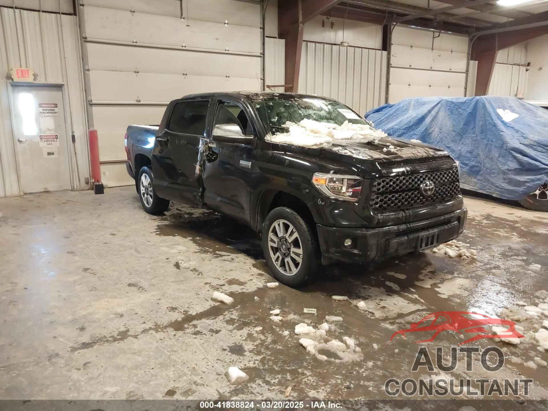 TOYOTA TUNDRA 2018 - 5TFAW5F18JX733194